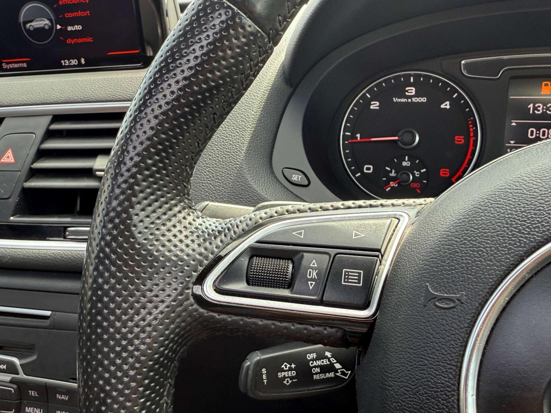 Audi Q3 view 46