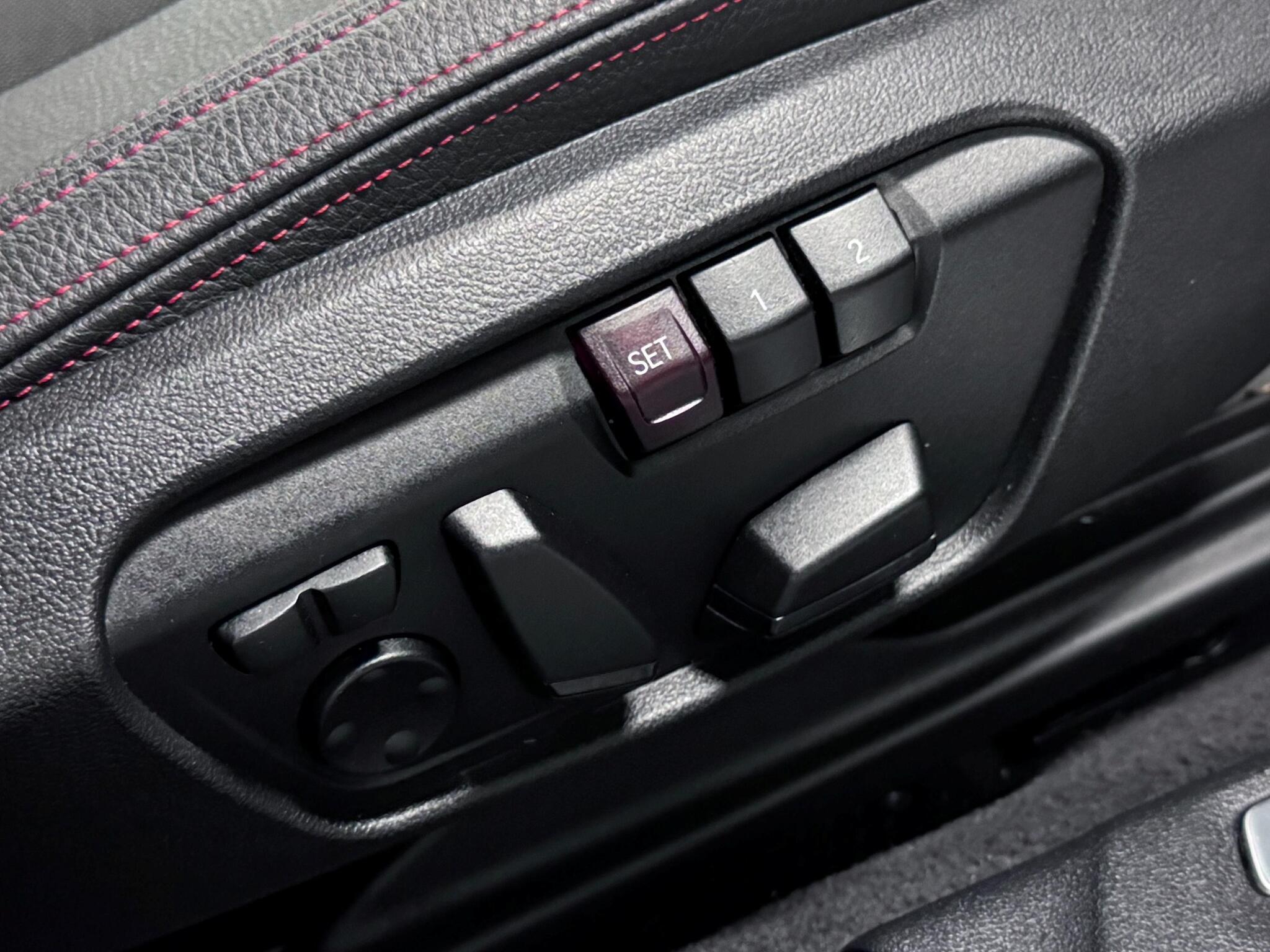 BMW 1 Series view 17
