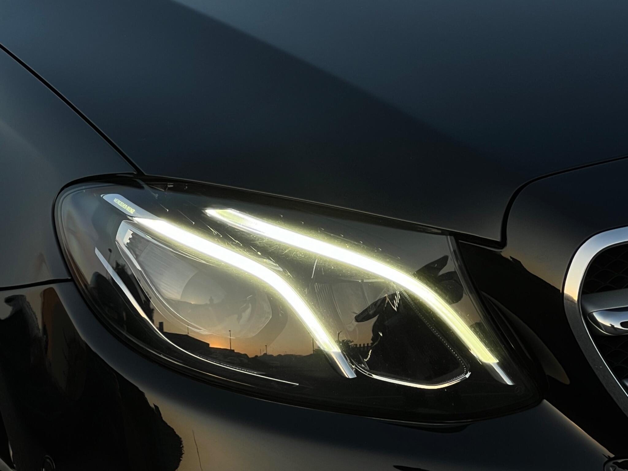 Mercedes-Benz E Class view 47