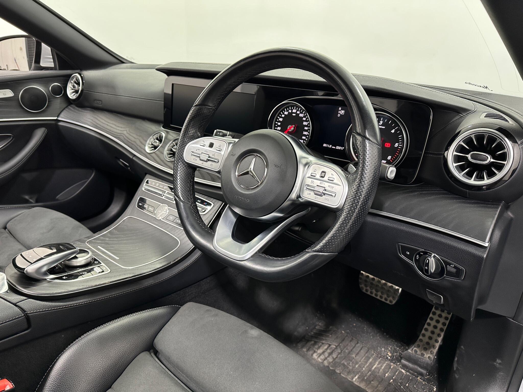 Mercedes-Benz E-Class view 11