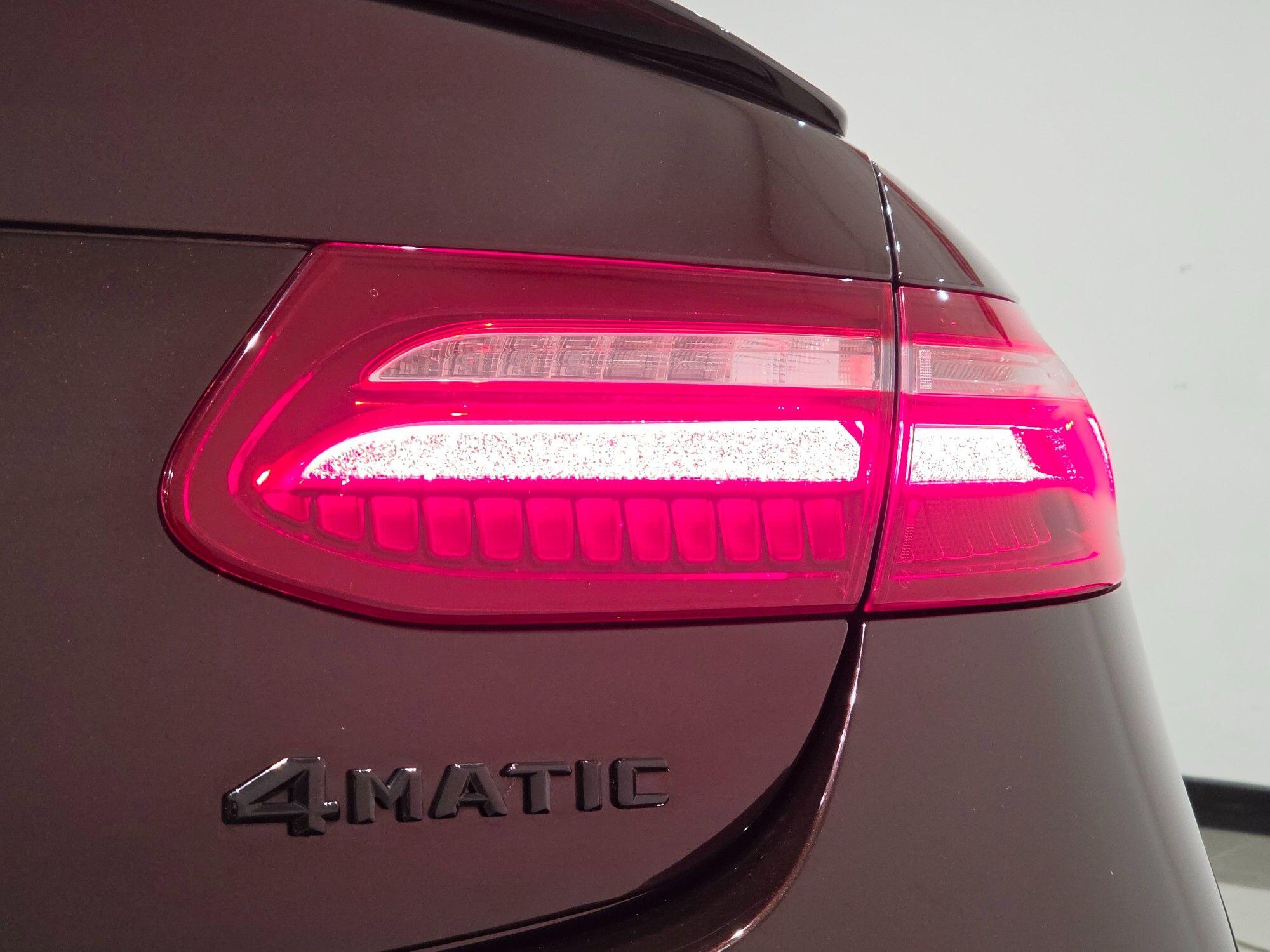 Mercedes-Benz E-Class view 92