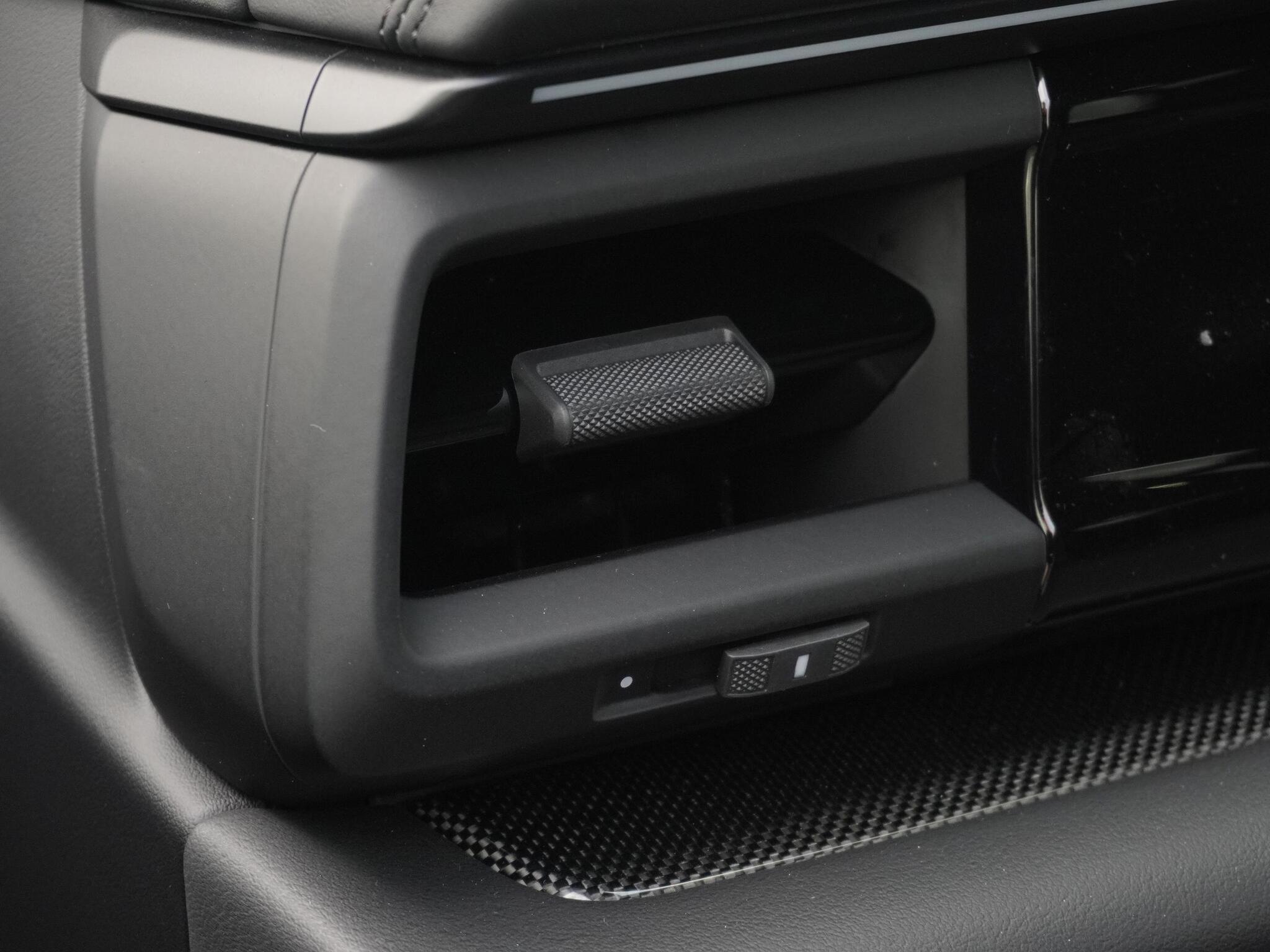 Porsche Macan view 27