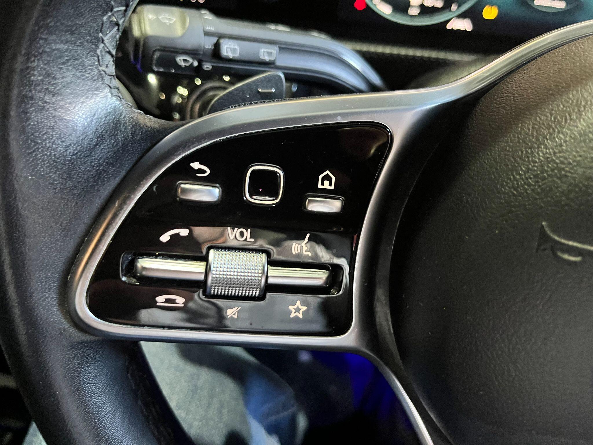 Mercedes-Benz A-Class view 43