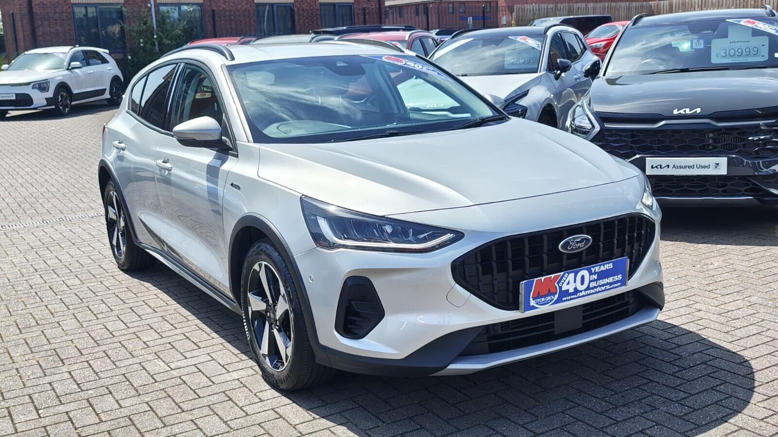 Ford Focus view 8