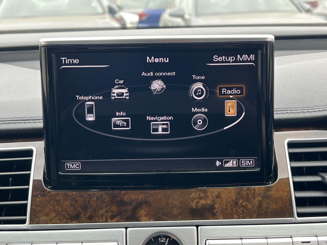 Audi A8 view 50