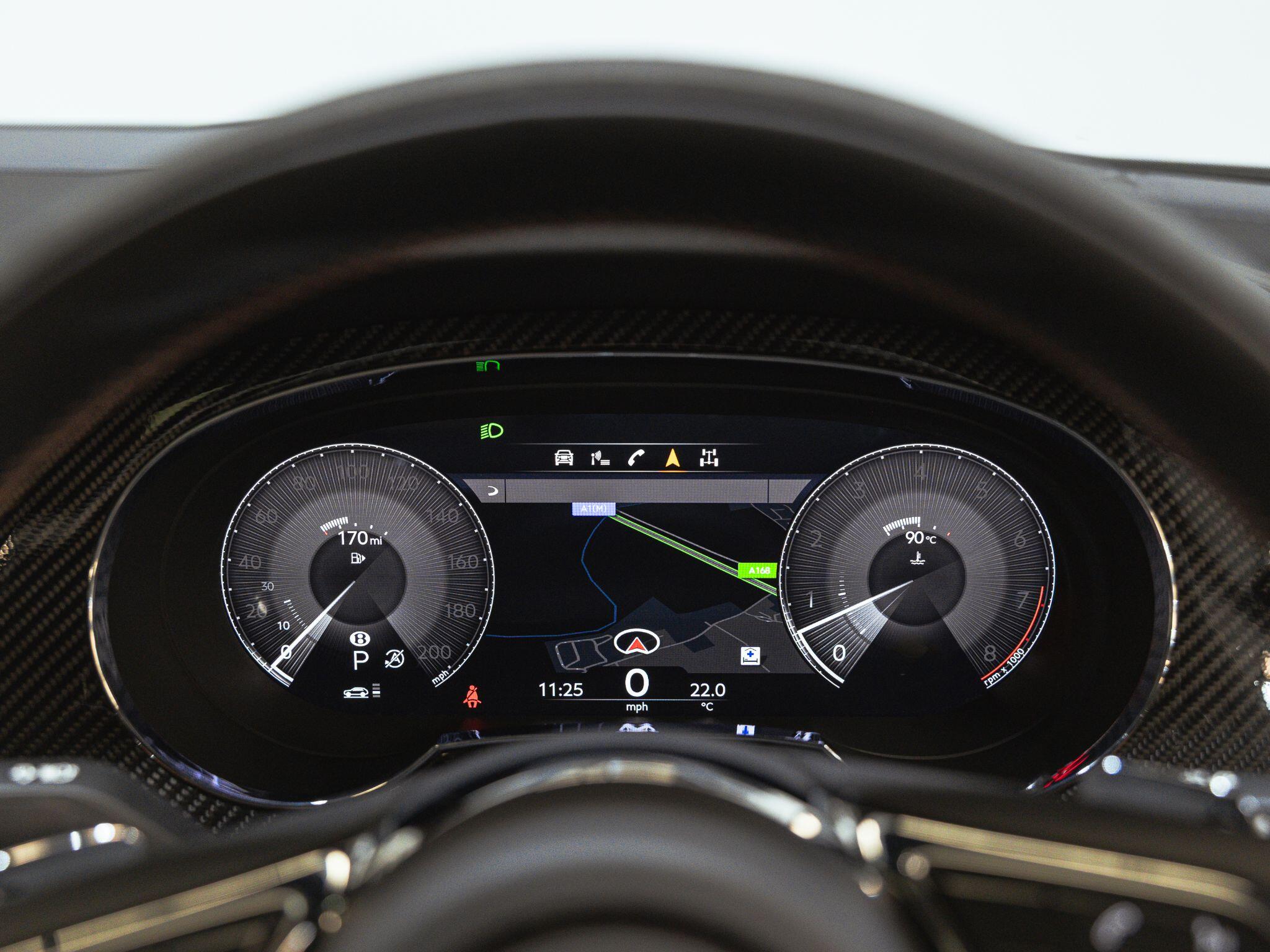 Bentley Bentayga view 30