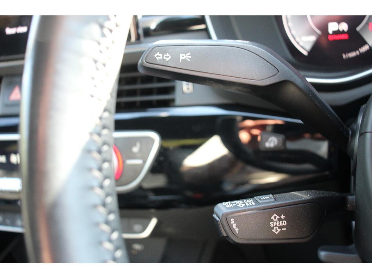 Audi A4 Avant view 25