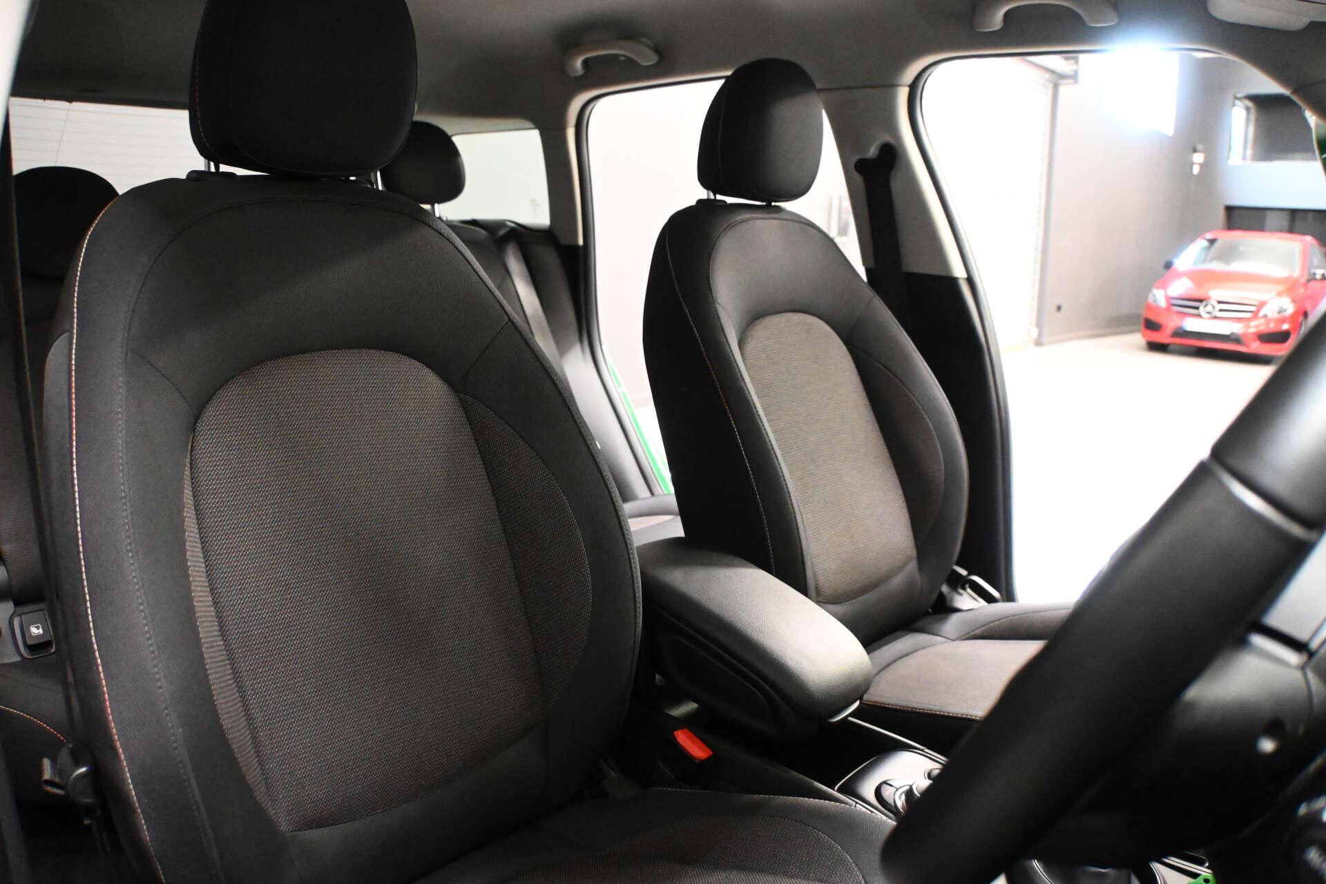 Mini Countryman view 22