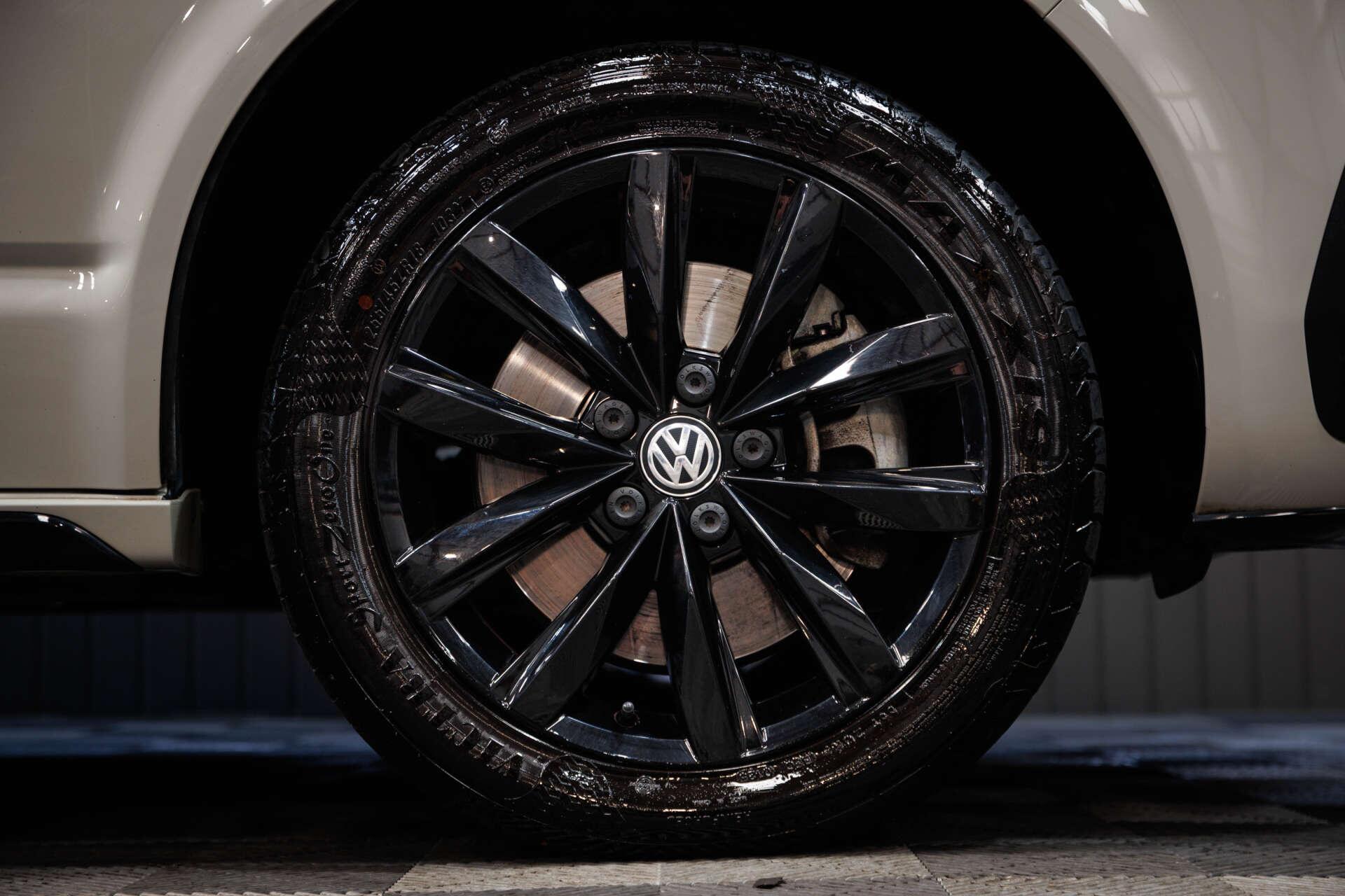 Volkswagen California view 8