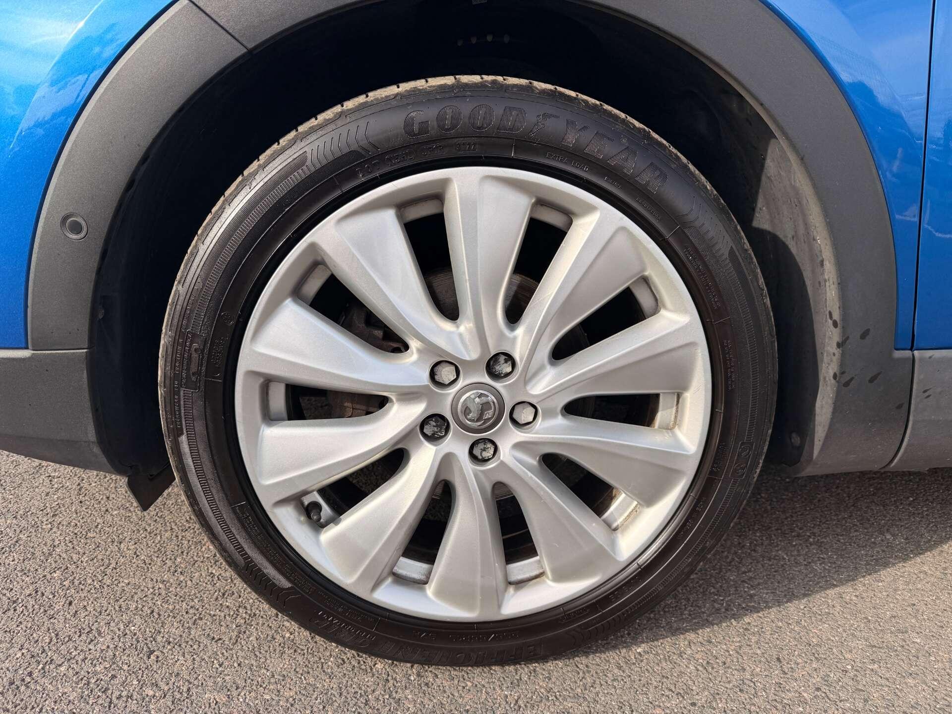 Vauxhall Grandland X view 38