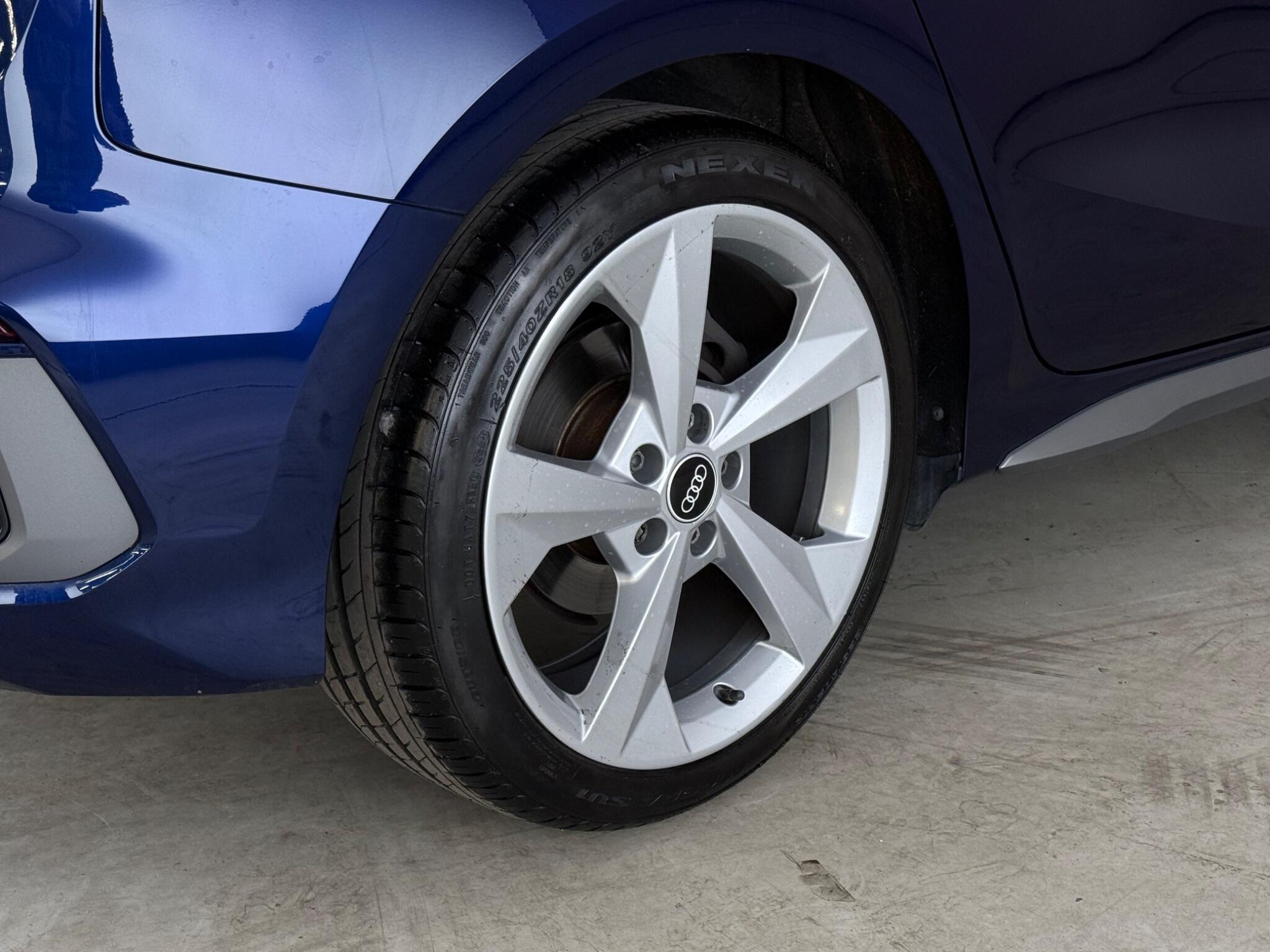 Audi A3 view 9