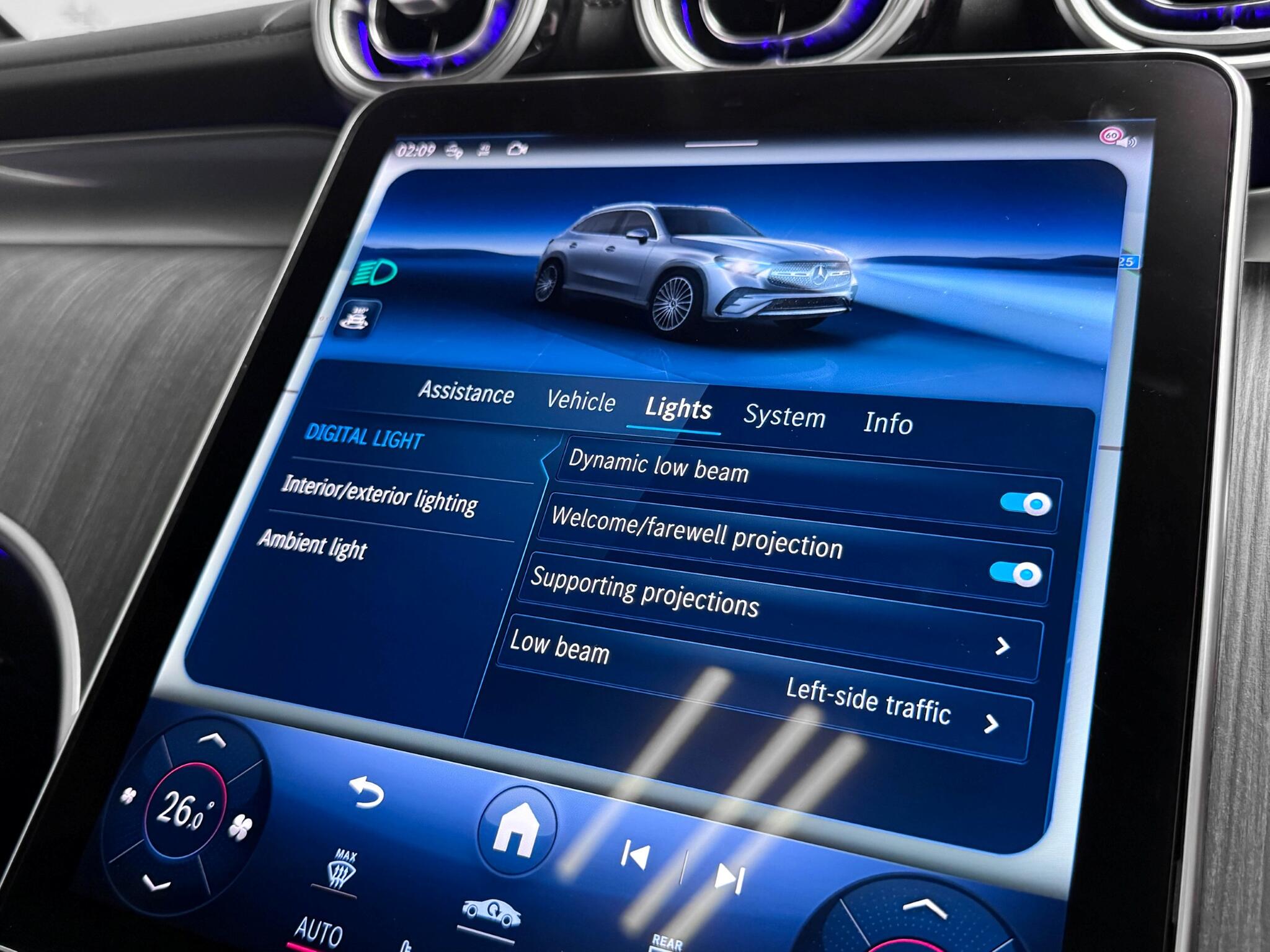 Mercedes-Benz GLC view 63