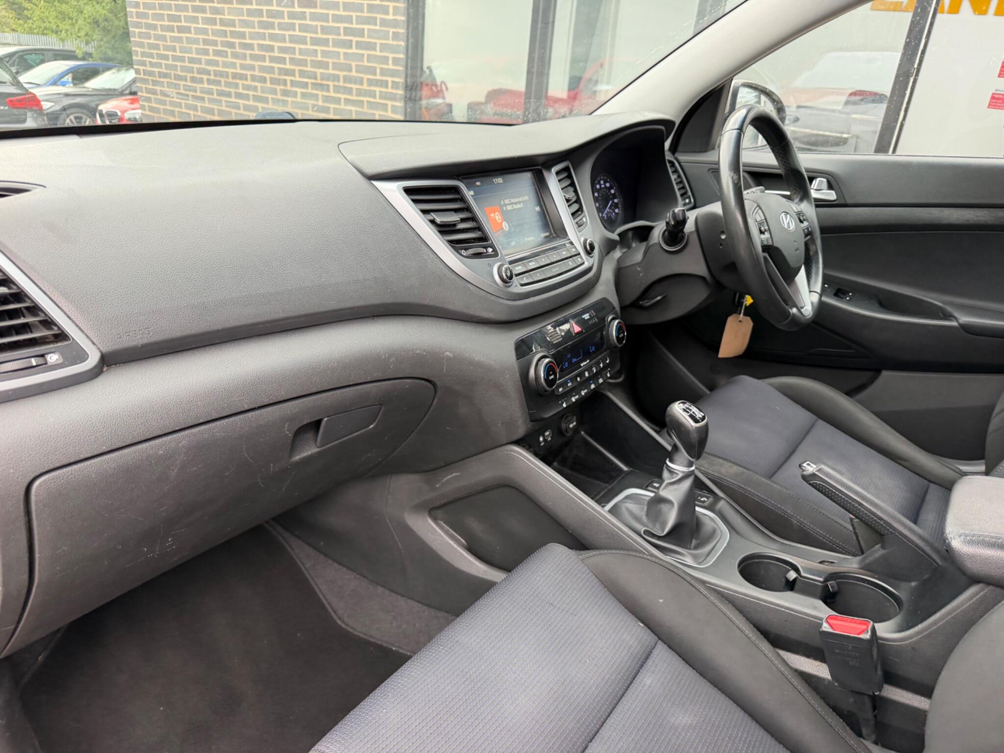 Hyundai Tucson view 14