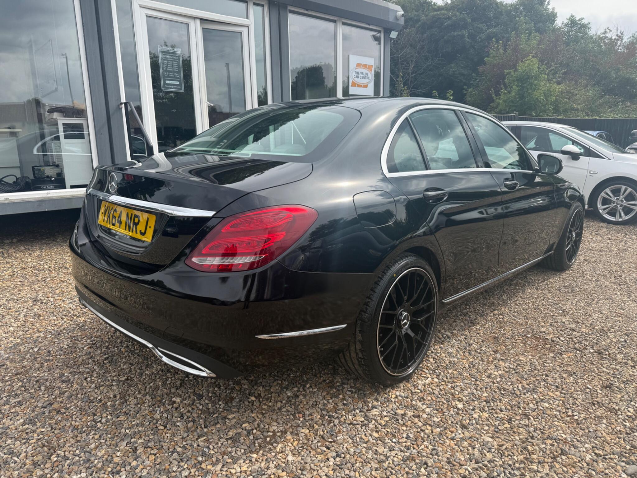 Mercedes-Benz C Class view 3