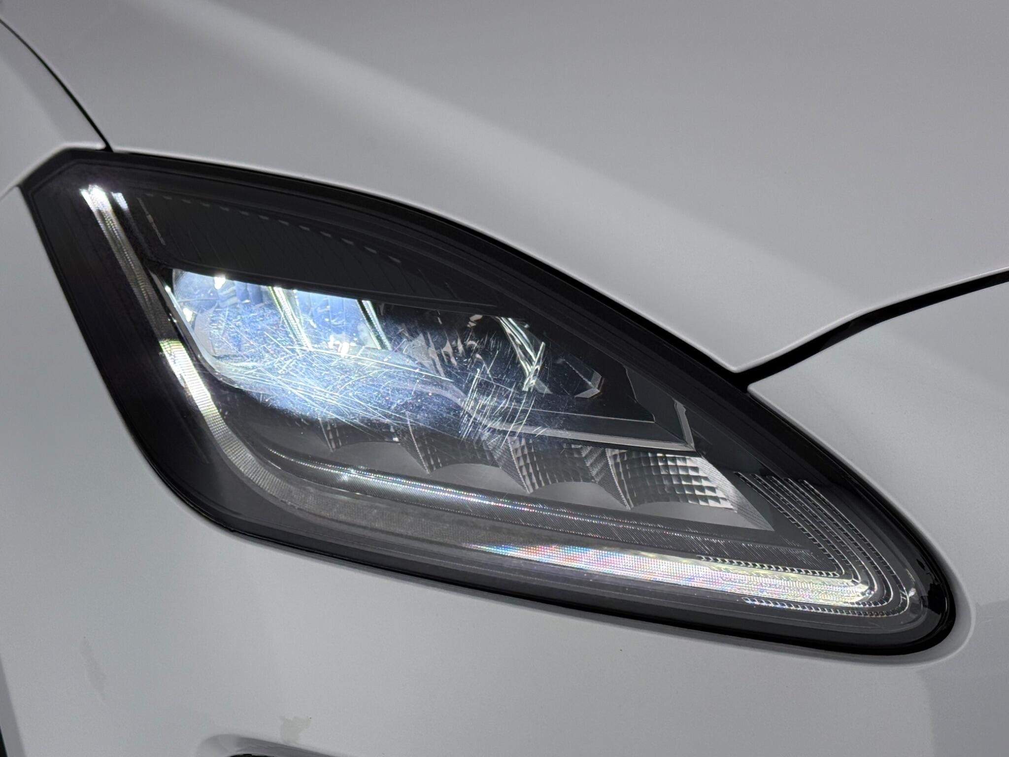 Jaguar E-Pace view 10