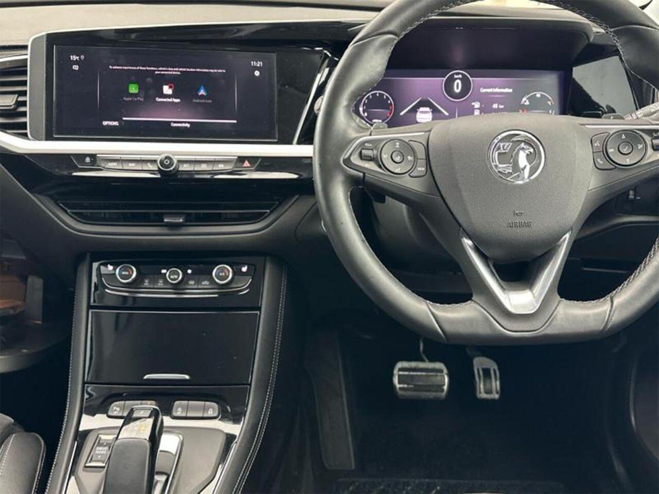 Vauxhall Grandland view 4