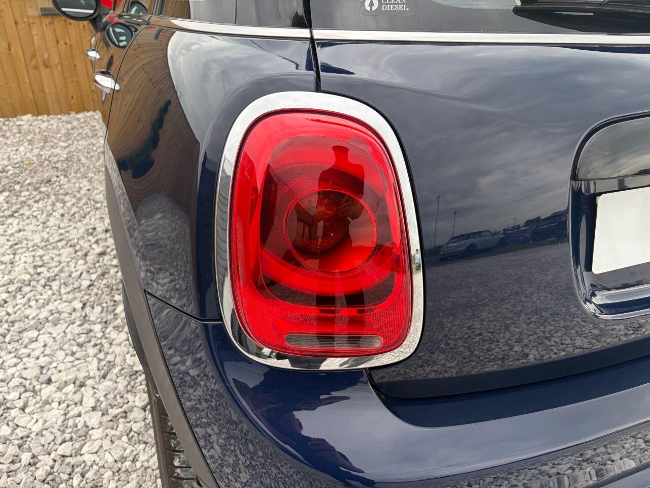 MINI Hatch view 10