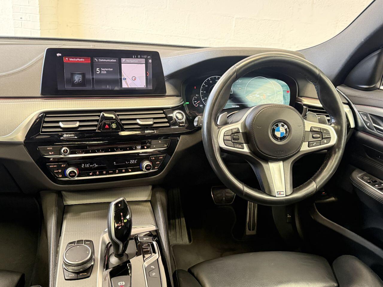 BMW 6 Series Gran Turismo view 36