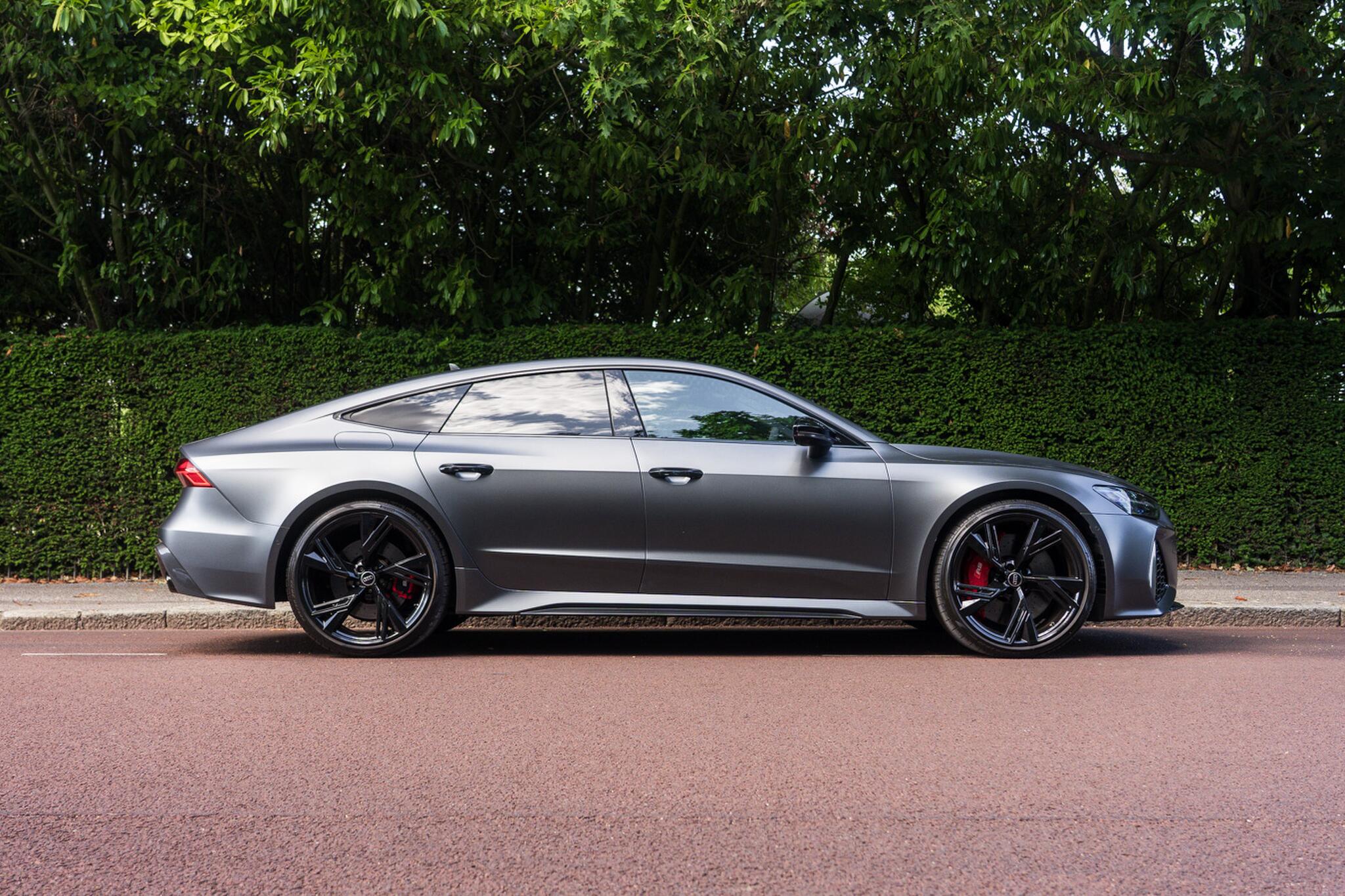 Audi RS7 view 3