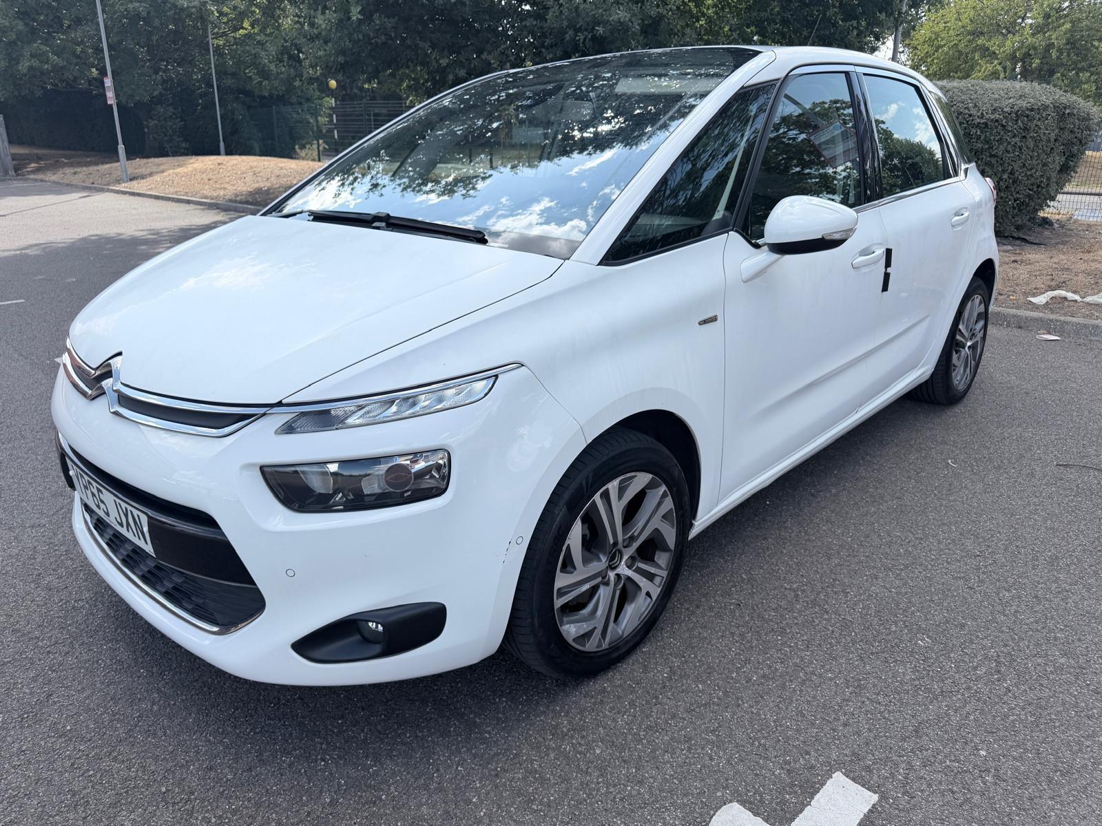 Citroen C4 Picasso view 13