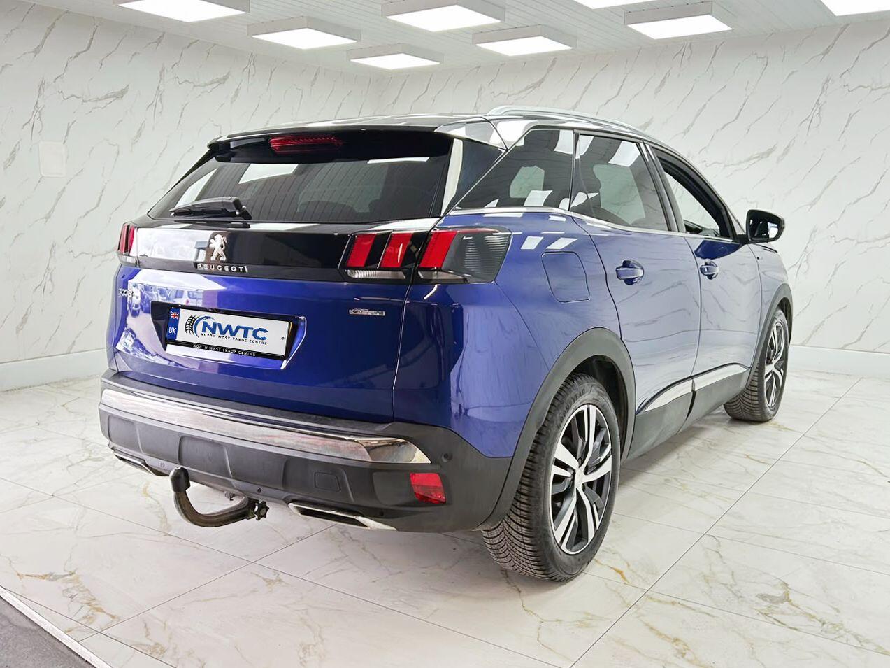 Peugeot 3008 view 11