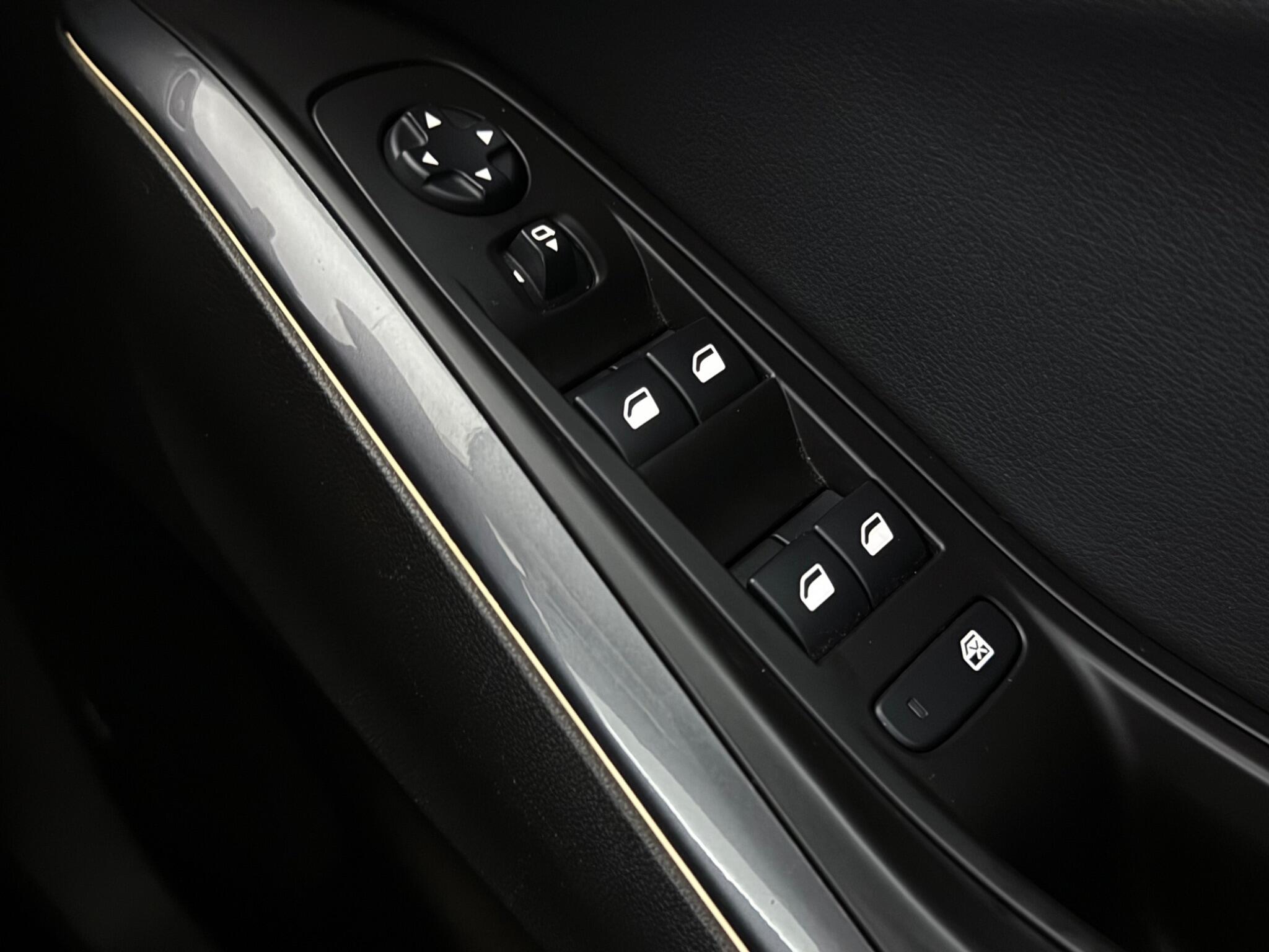 Vauxhall Grandland X view 19