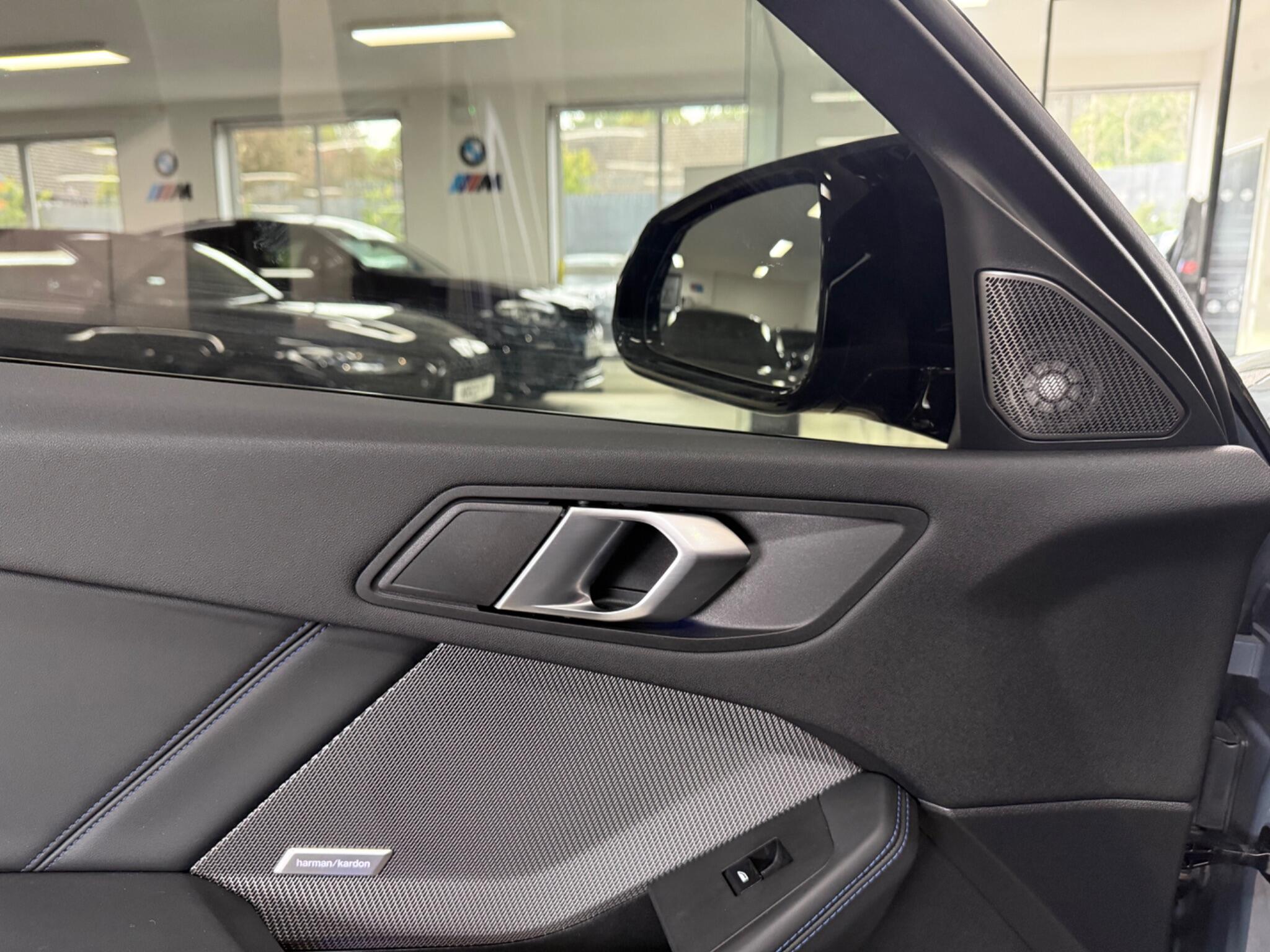 BMW 1 Series view 55