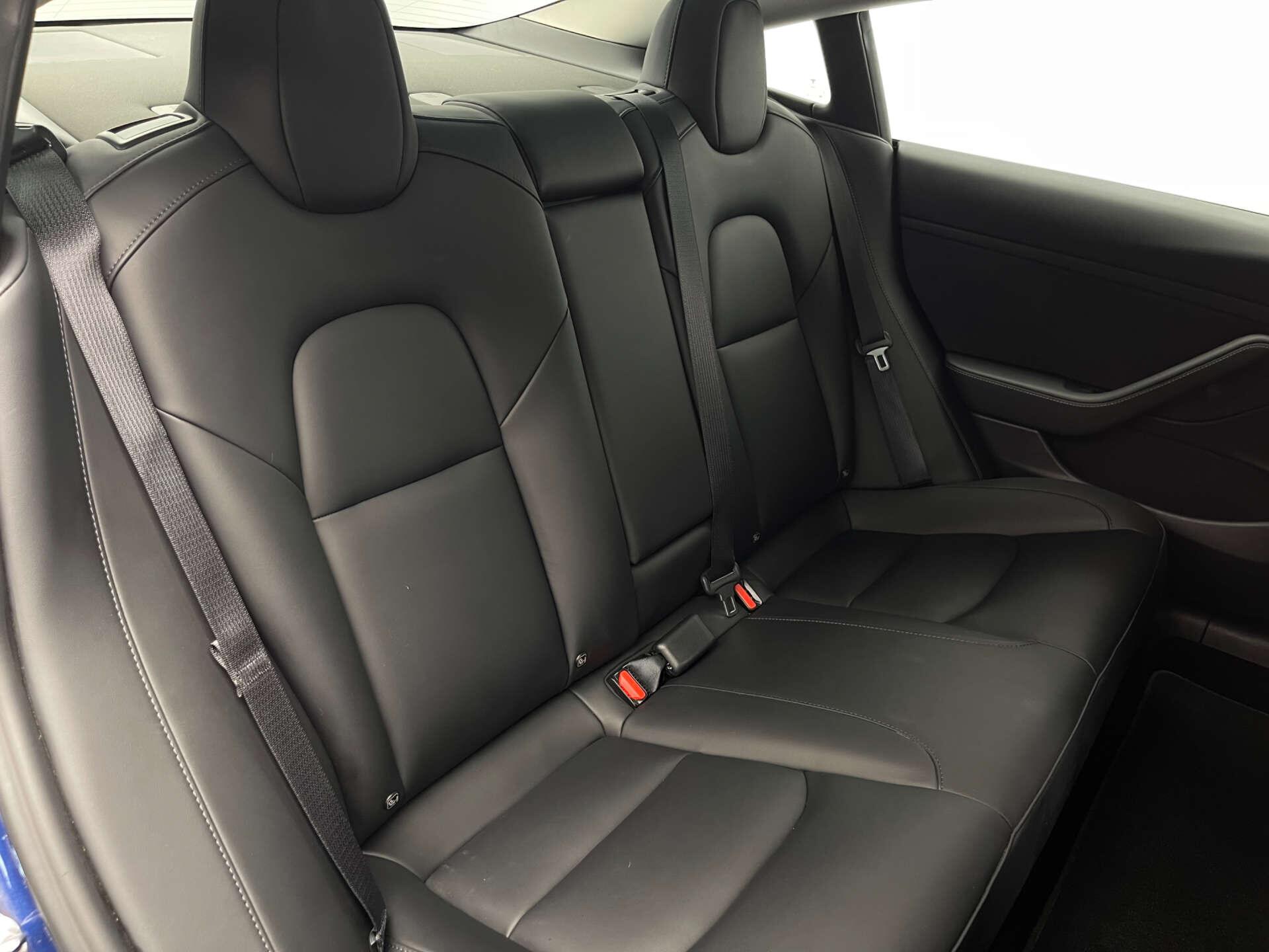 Tesla Model 3 view 24