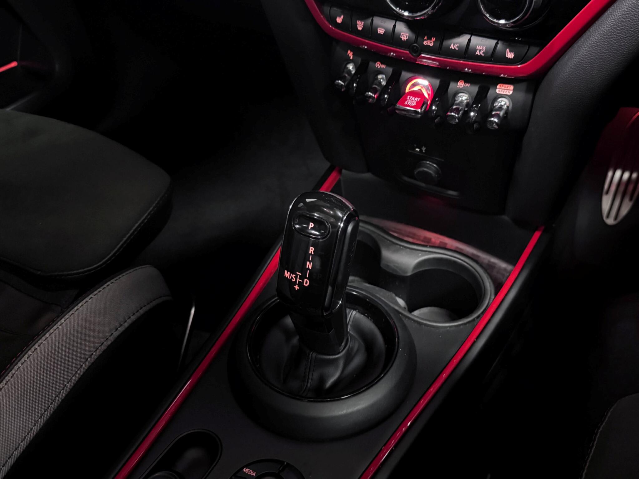 MINI Countryman view 16