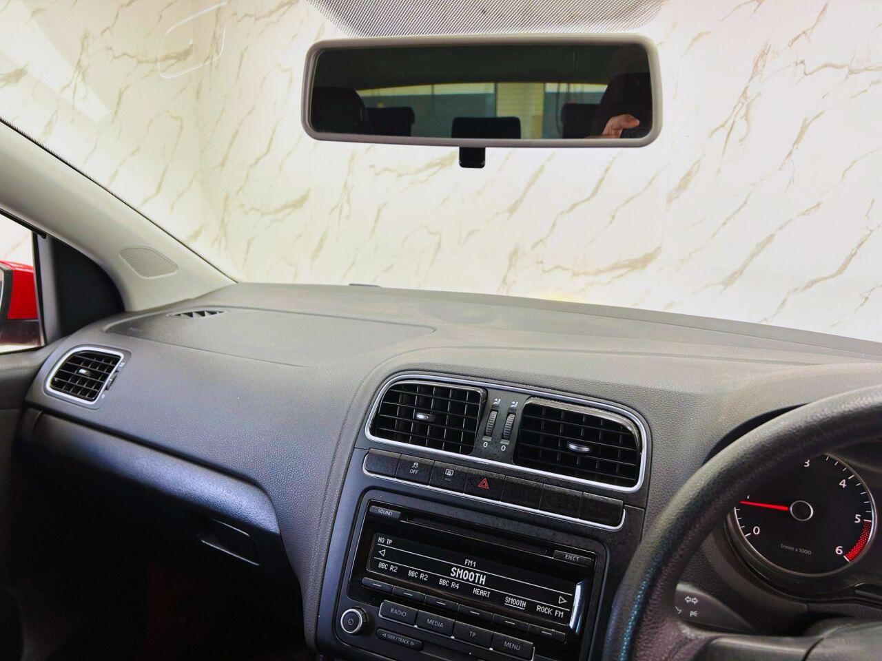 Volkswagen Polo view 17