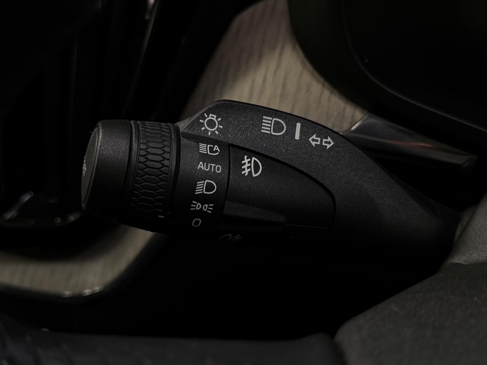 Volvo XC60 view 19