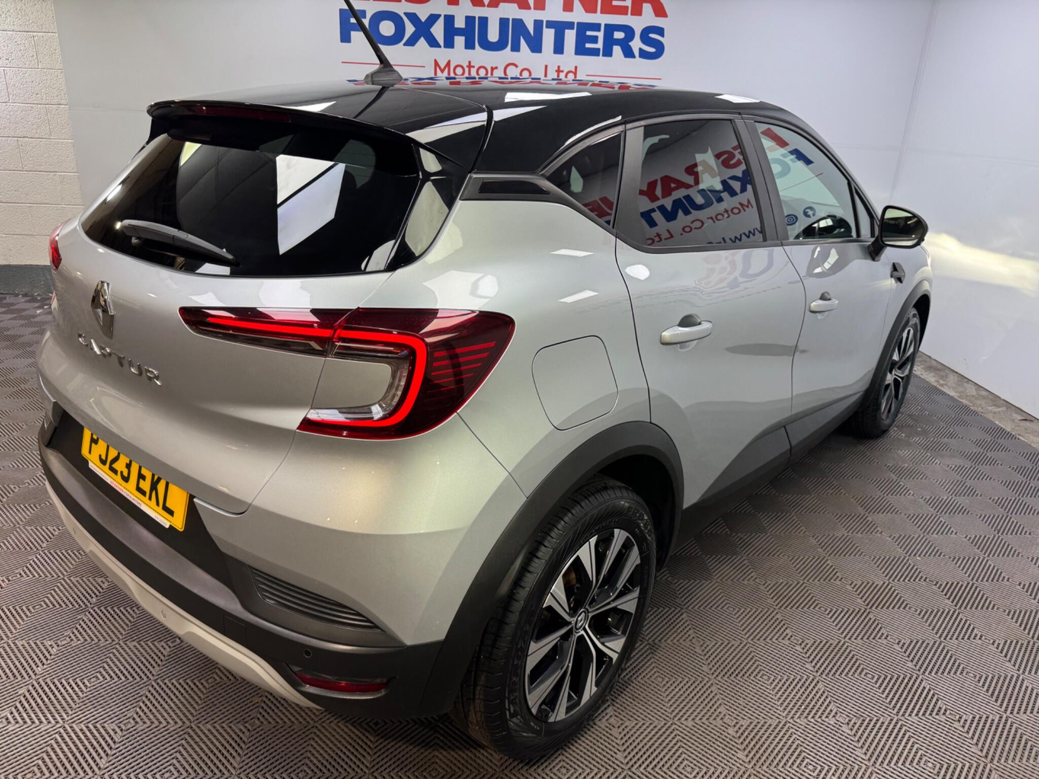 Renault Captur view 25