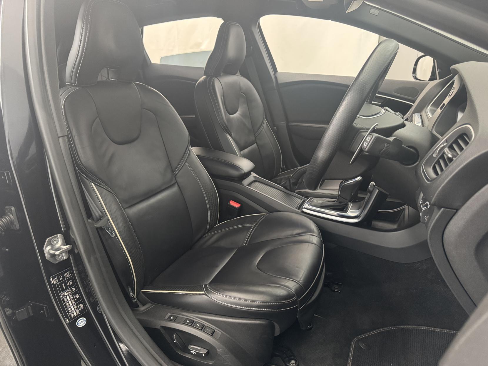 Volvo V40 view 54