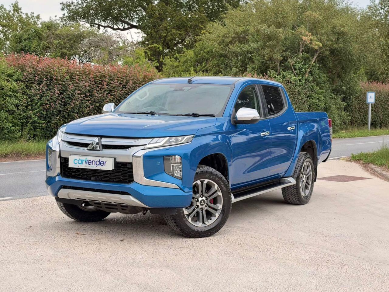 Mitsubishi L200 view 3