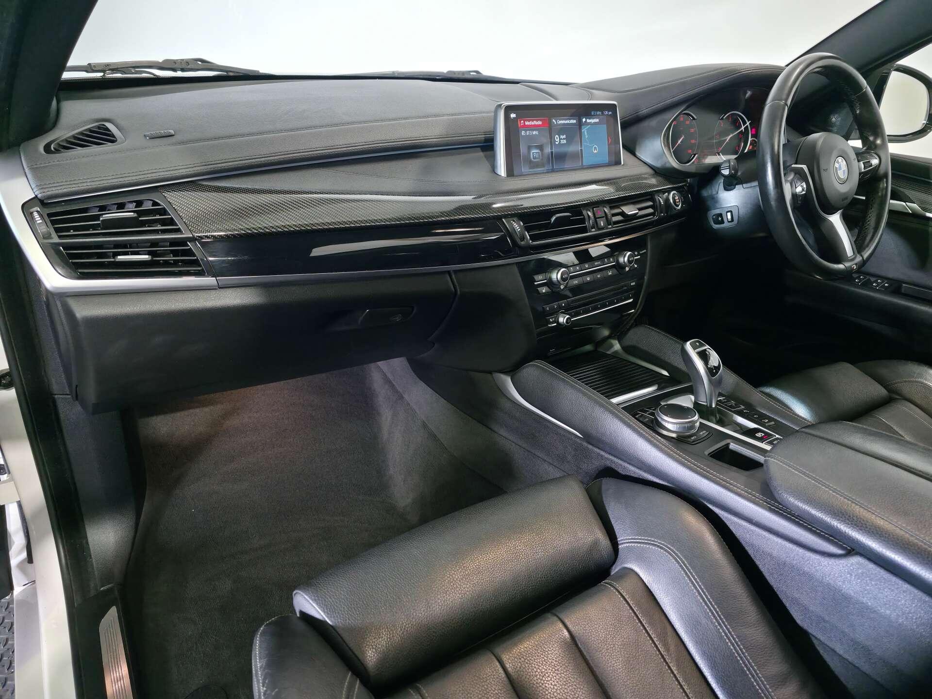 BMW X6 view 77