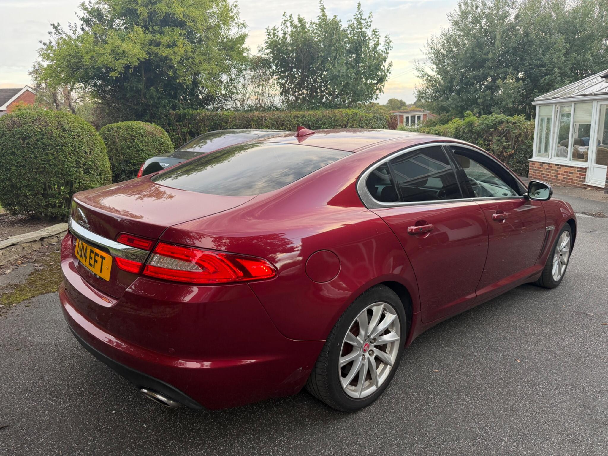 Jaguar XF view 67