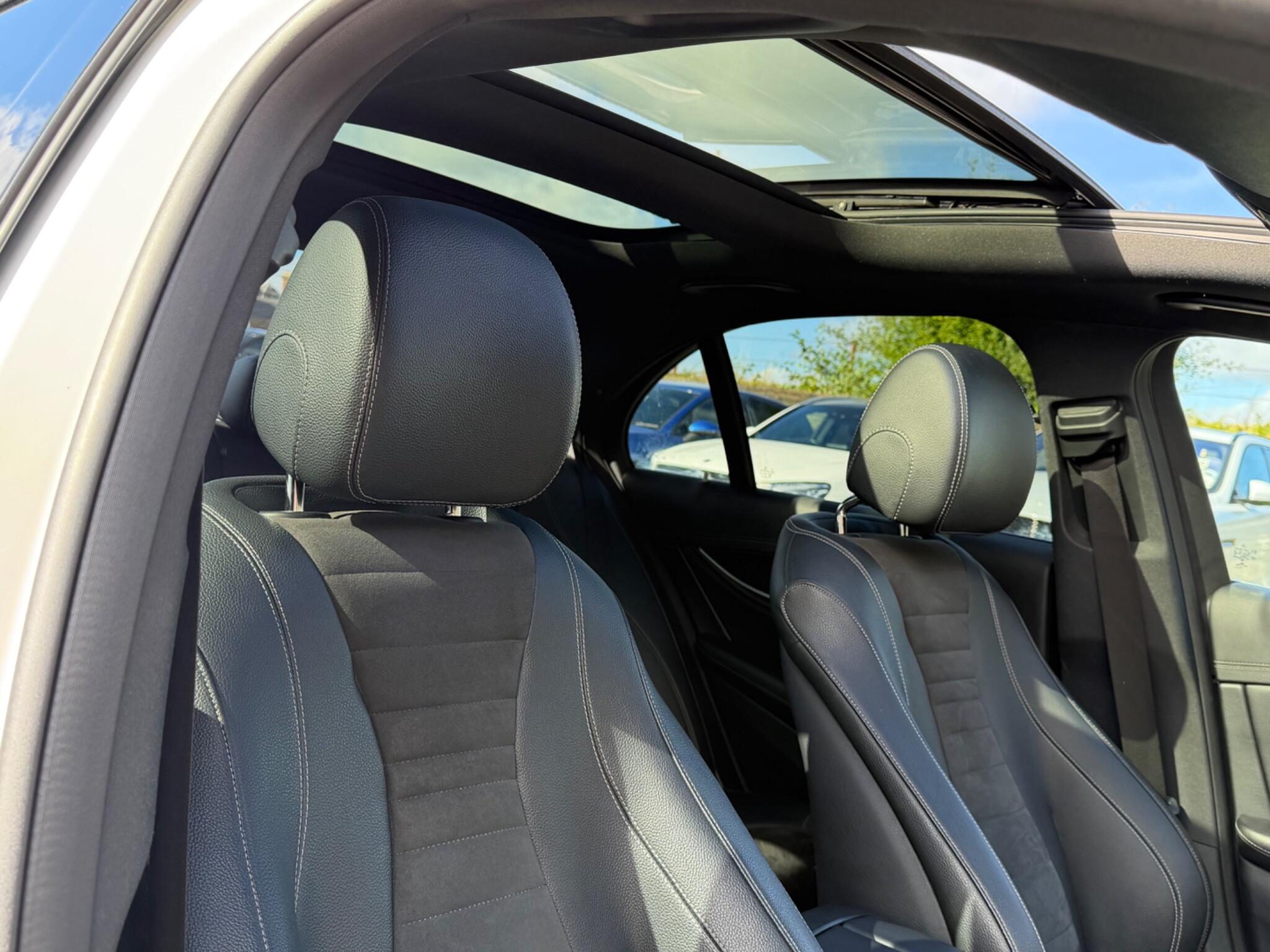 Mercedes-Benz E-Class view 20
