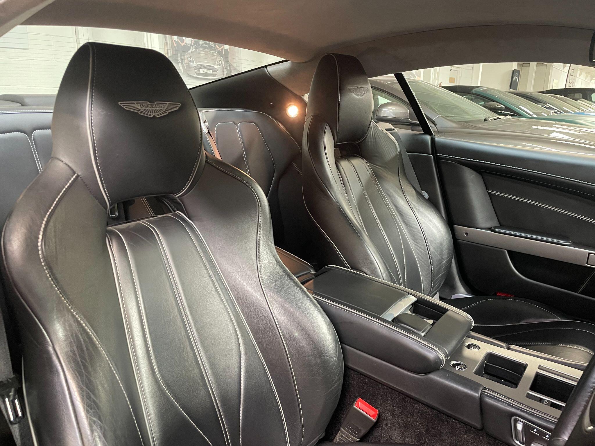Aston Martin DB9 view 11