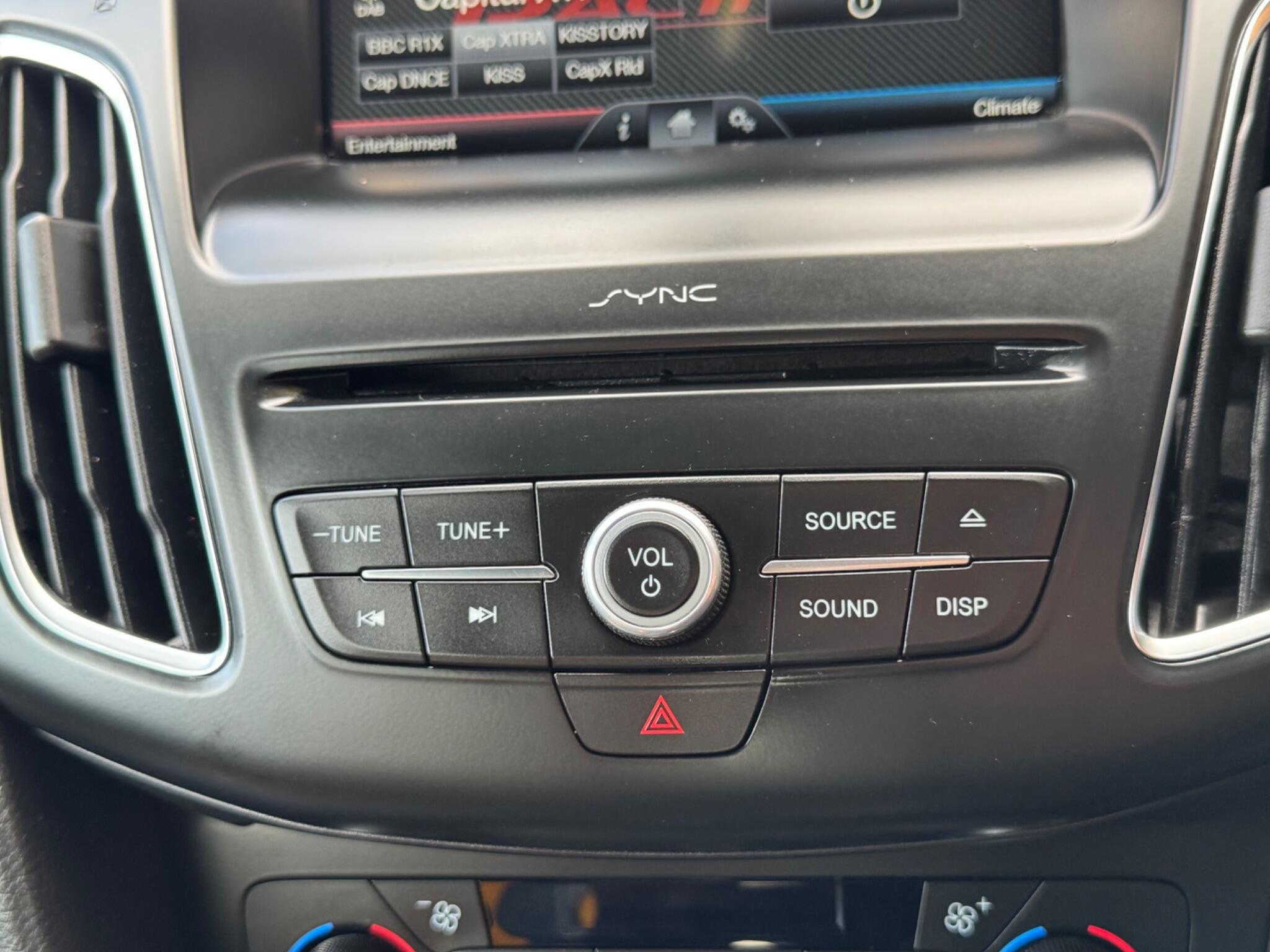 Ford Focus view 28