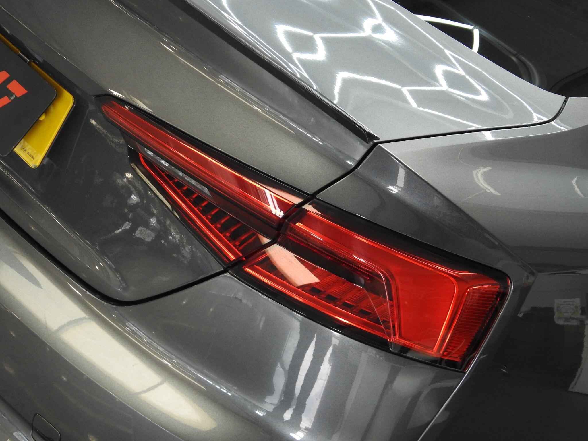 Audi S5 view 18