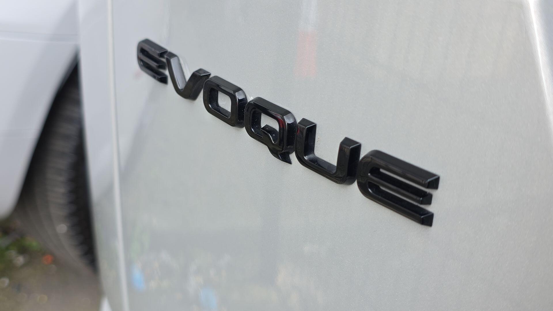Land Rover Range Rover Evoque view 22