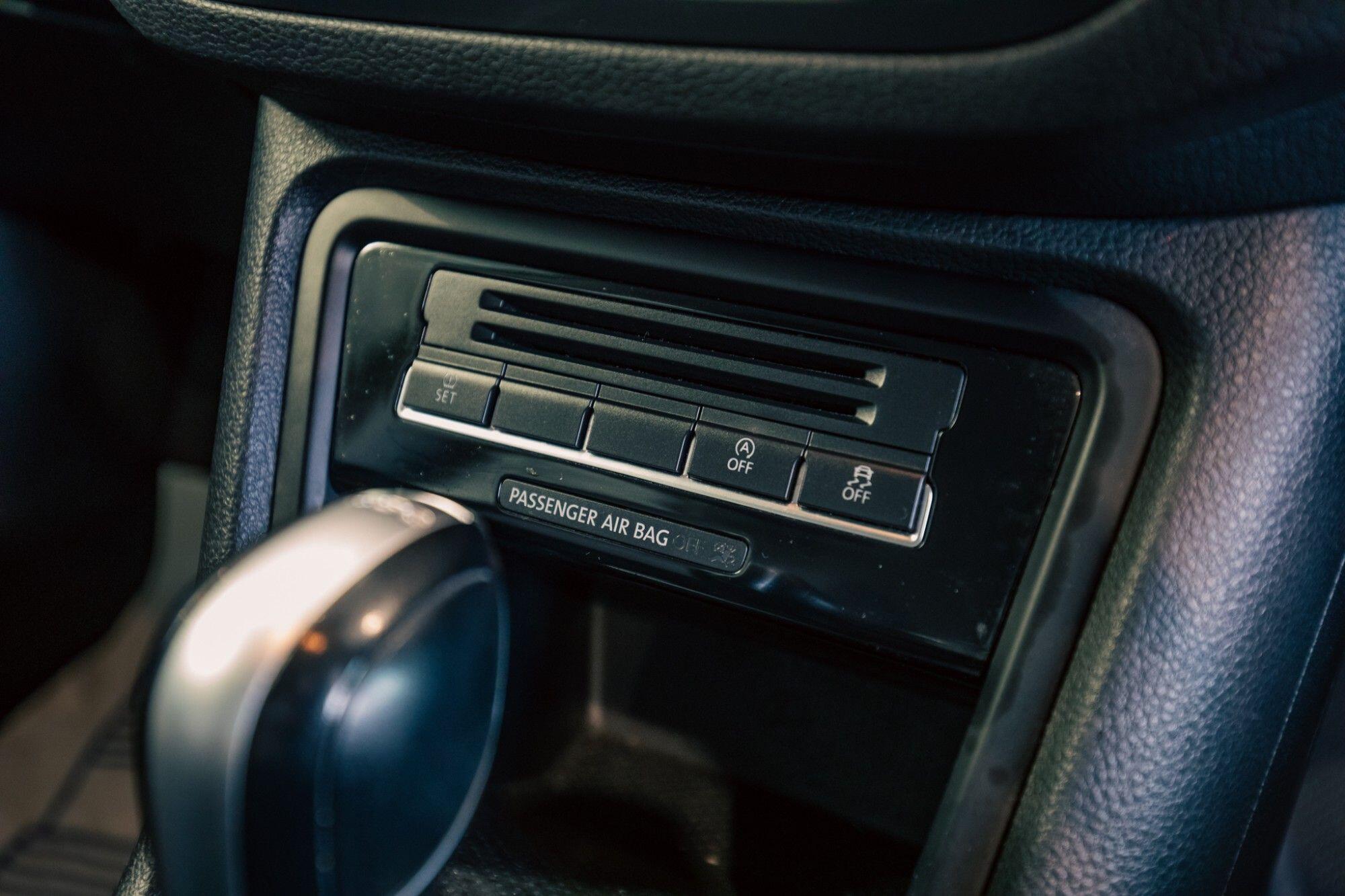 Volkswagen Sharan view 17