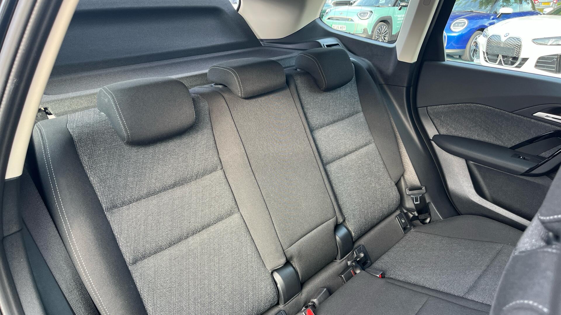 BMW X1 view 12