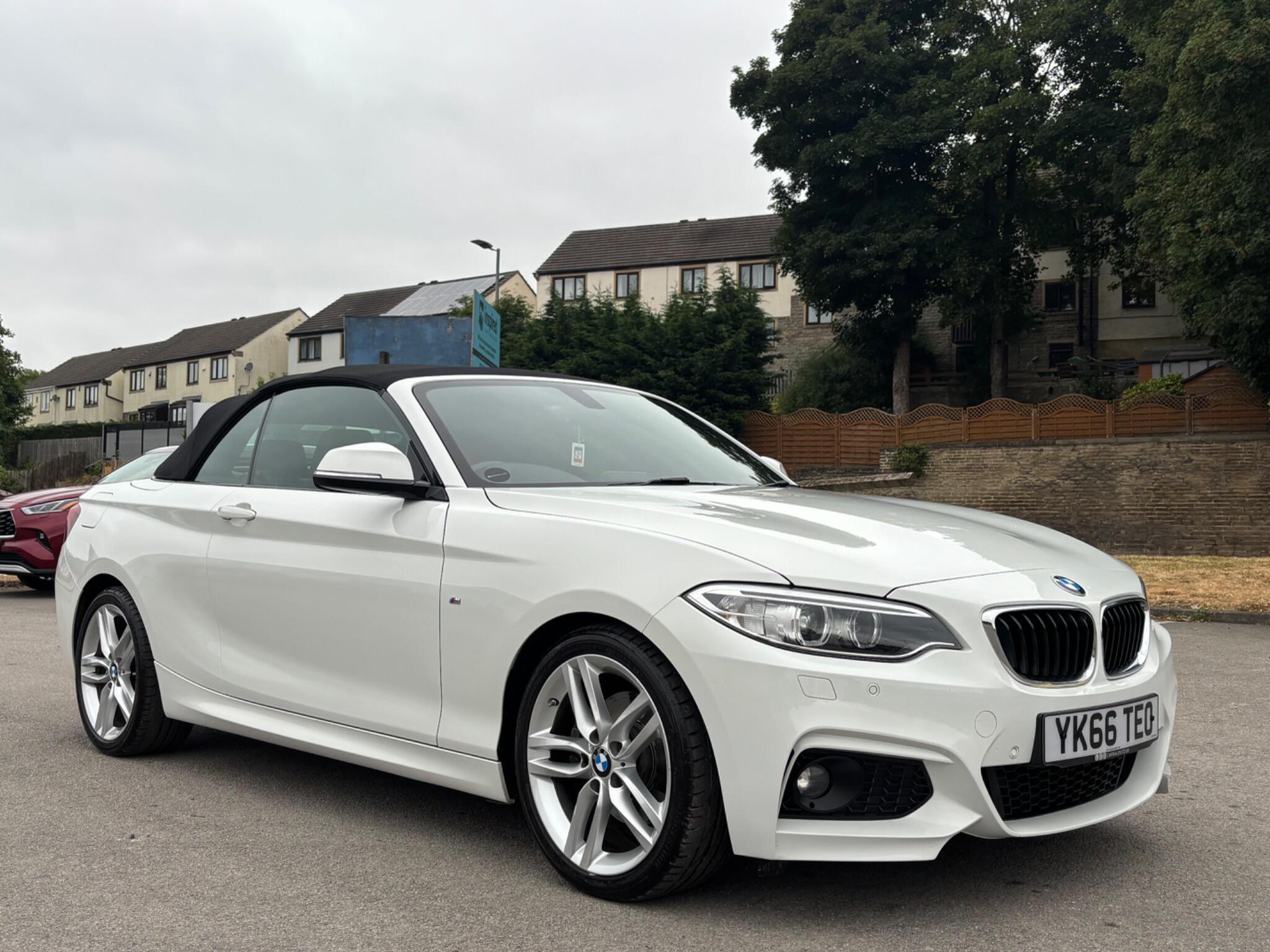BMW 2 Series view 3