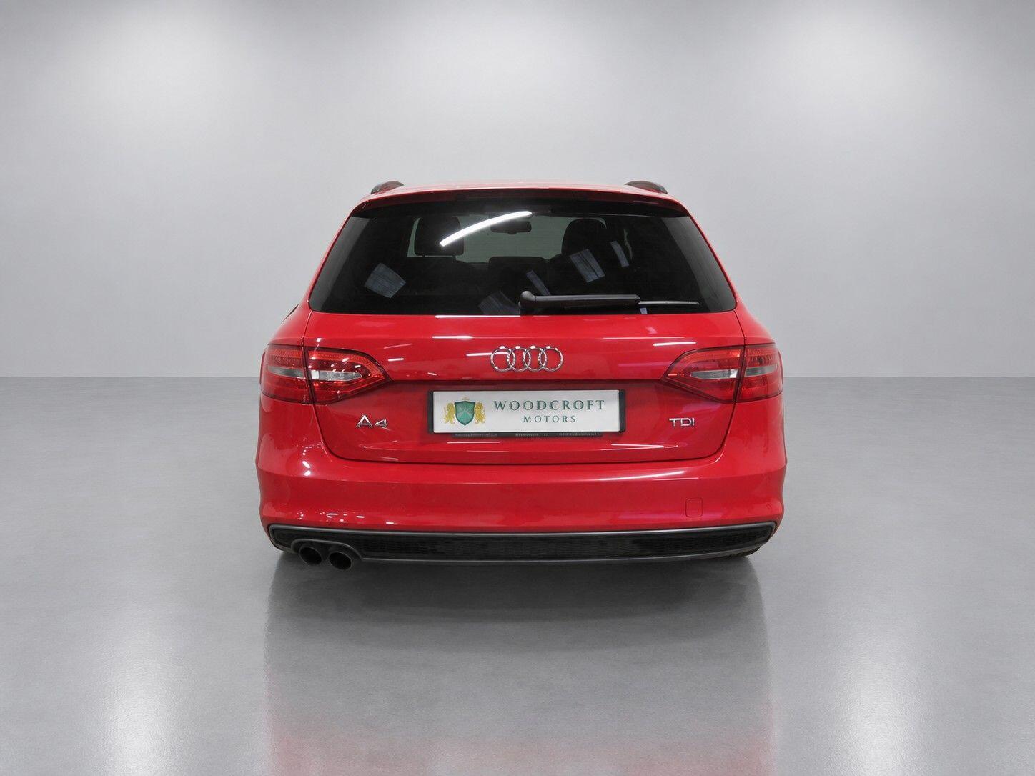 Audi A4 view 13