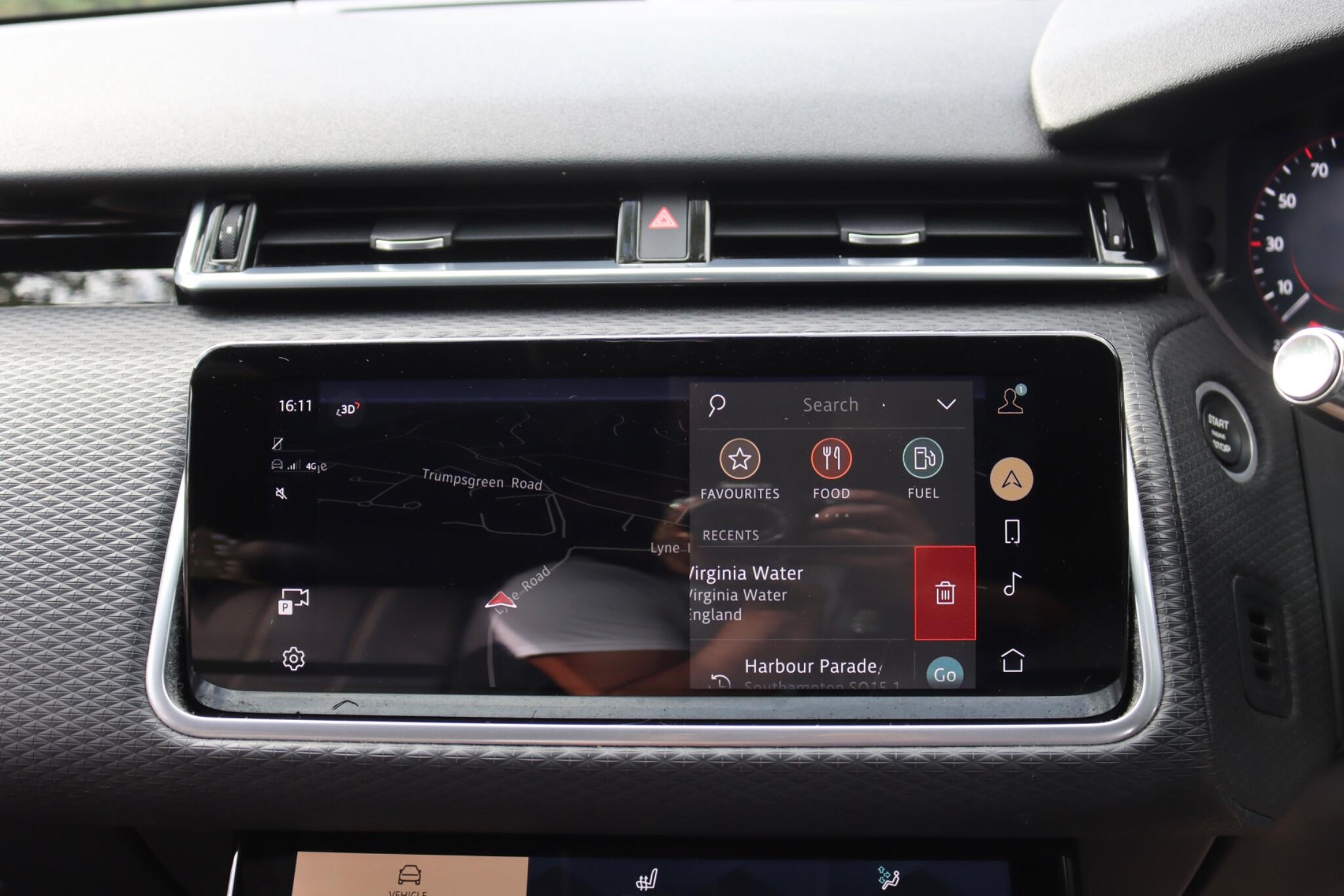 Land Rover Range Rover Velar view 69