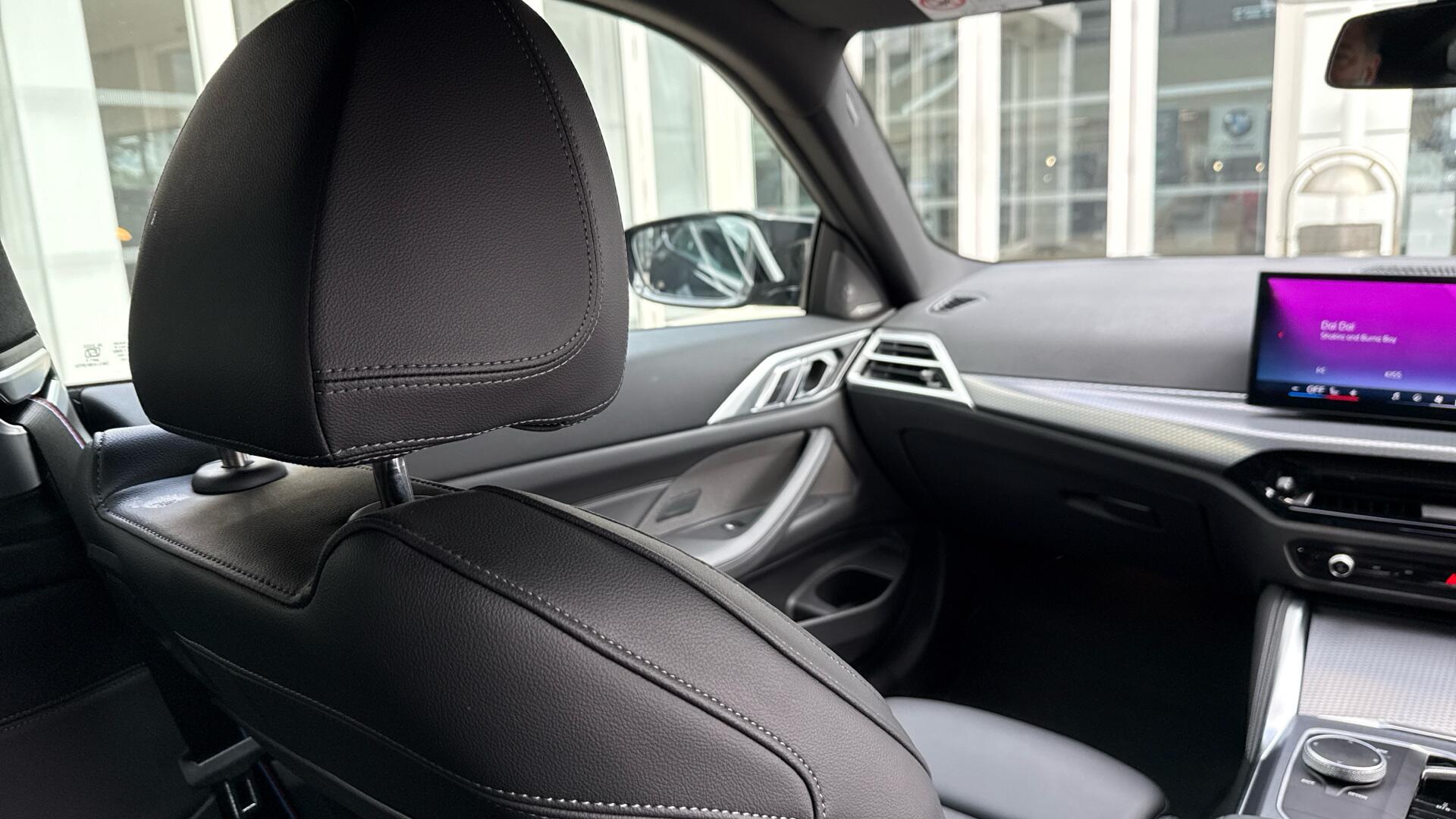 BMW 4 Series view 40