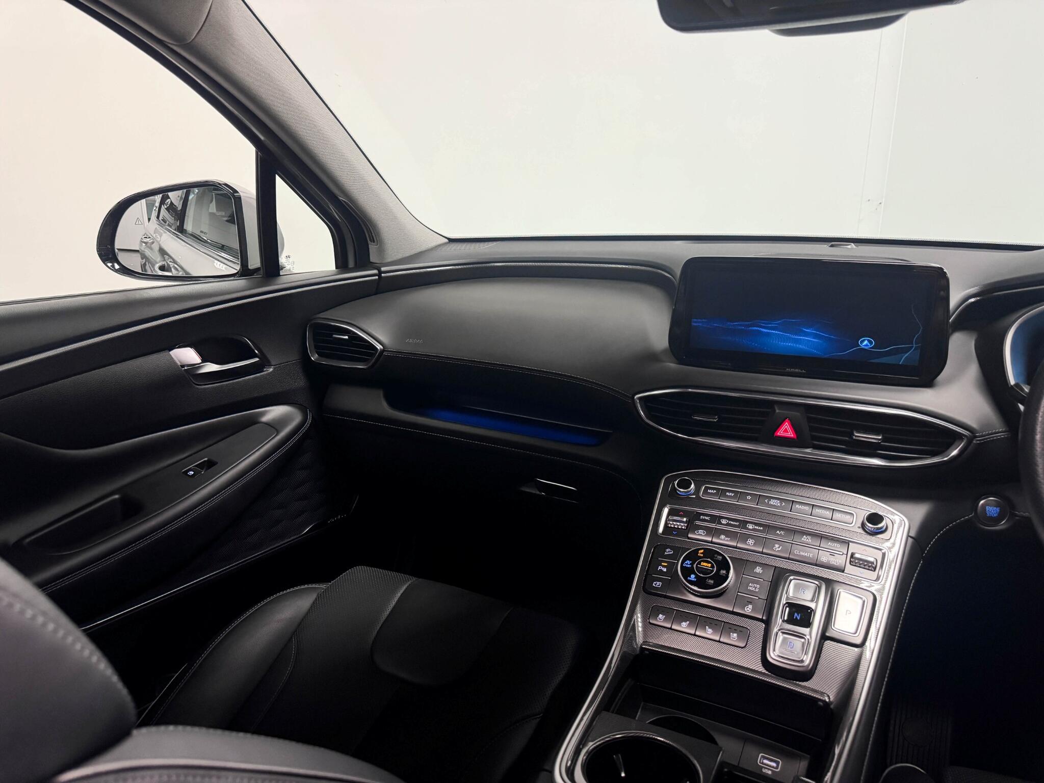 Hyundai Santa Fe view 34