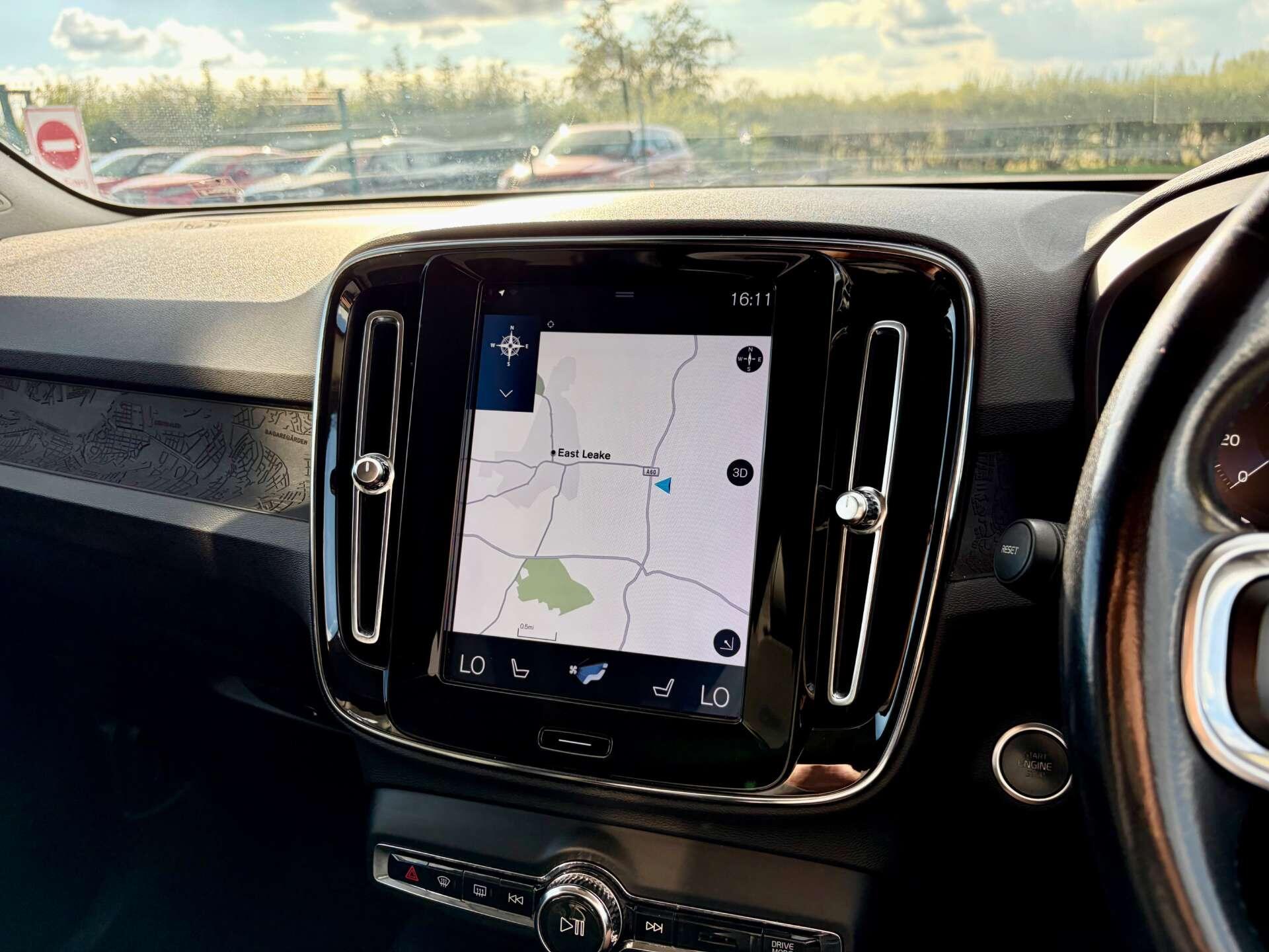 Volvo XC40 view 46