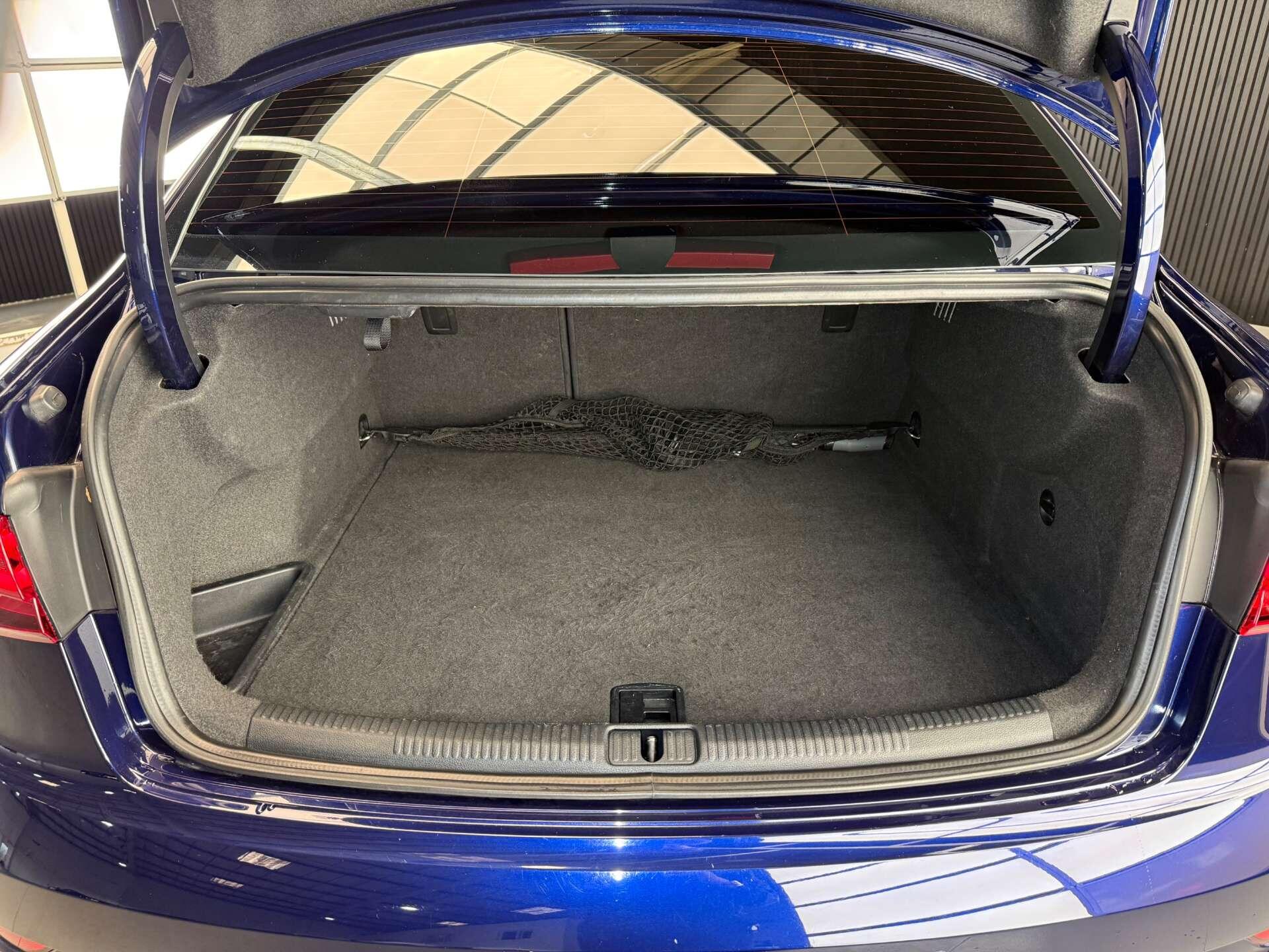 Audi S3 view 12